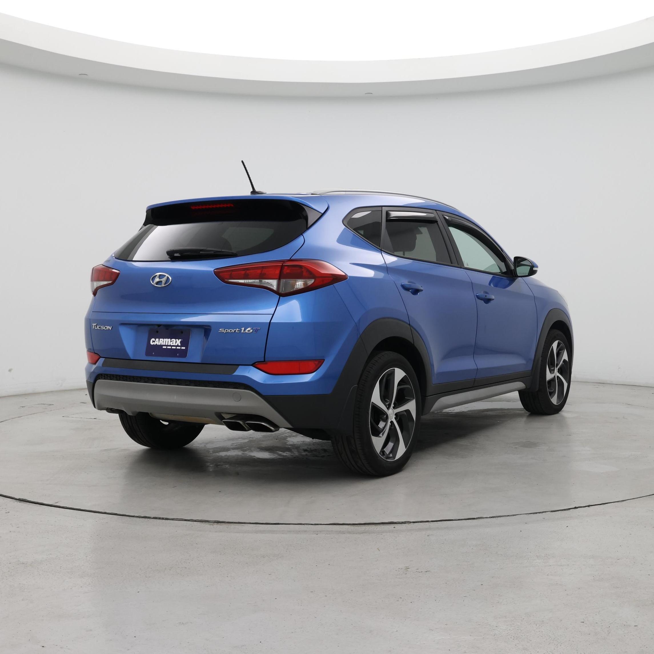 Thumbnail: 2017 Hyundai Tucson - 8