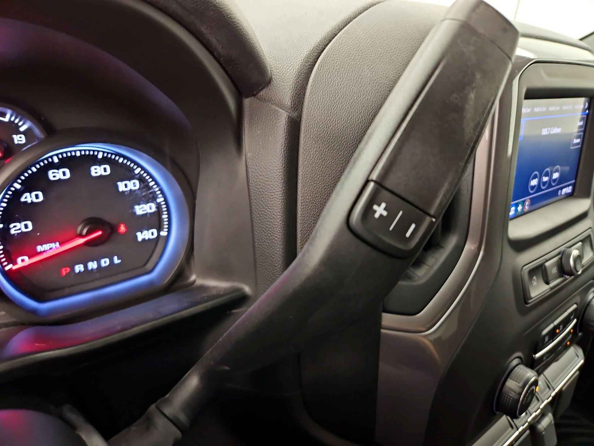 Thumbnail: 2020 Chevrolet Silverado 1500 - 17