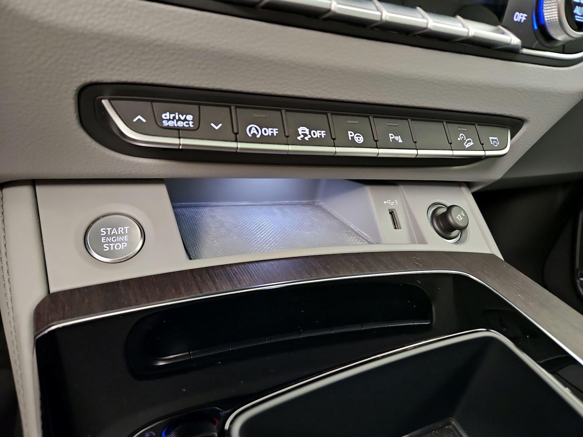 Thumbnail: 2022 Audi Q5 - 19