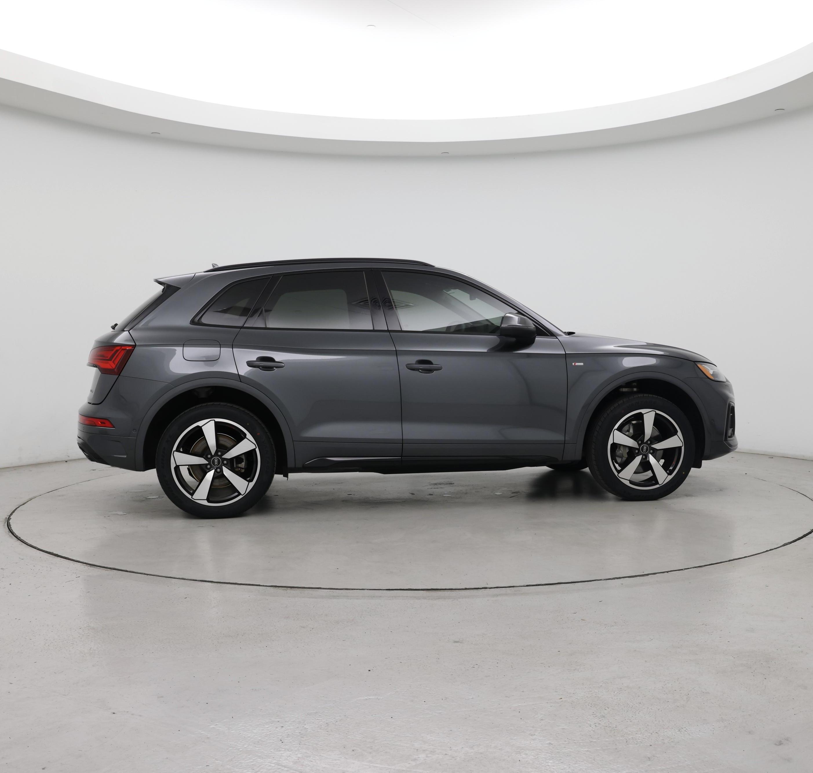 Thumbnail: 2022 Audi Q5 - 7