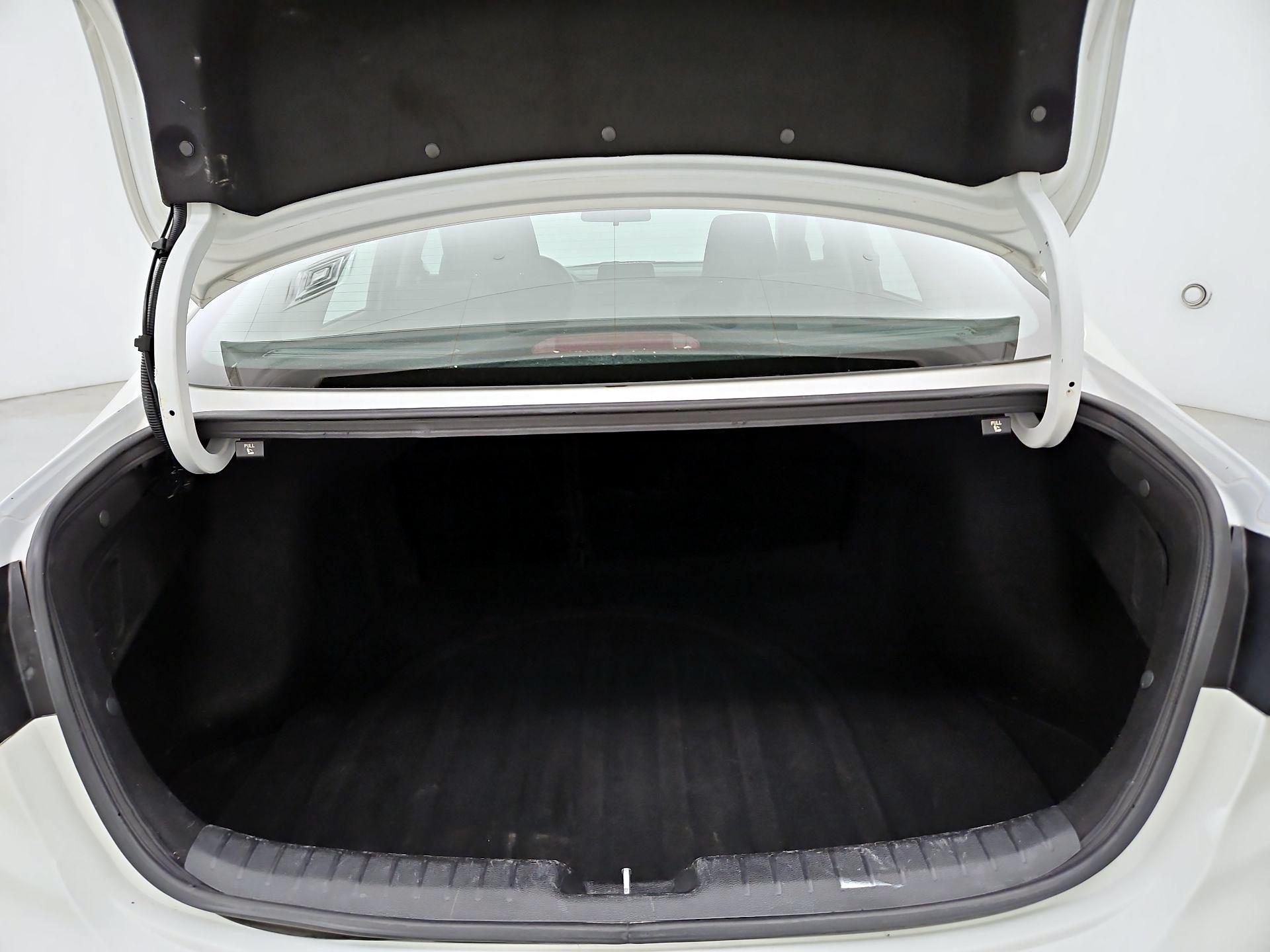 Thumbnail: 2021 Kia Forte - 20