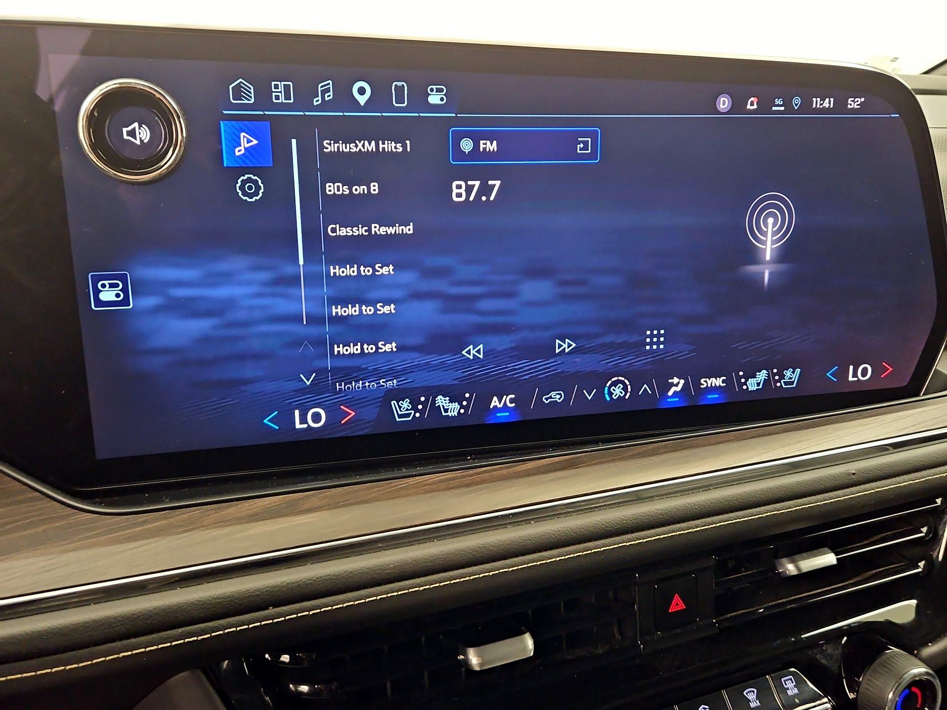 Thumbnail: 2025 Chevrolet Tahoe - 16