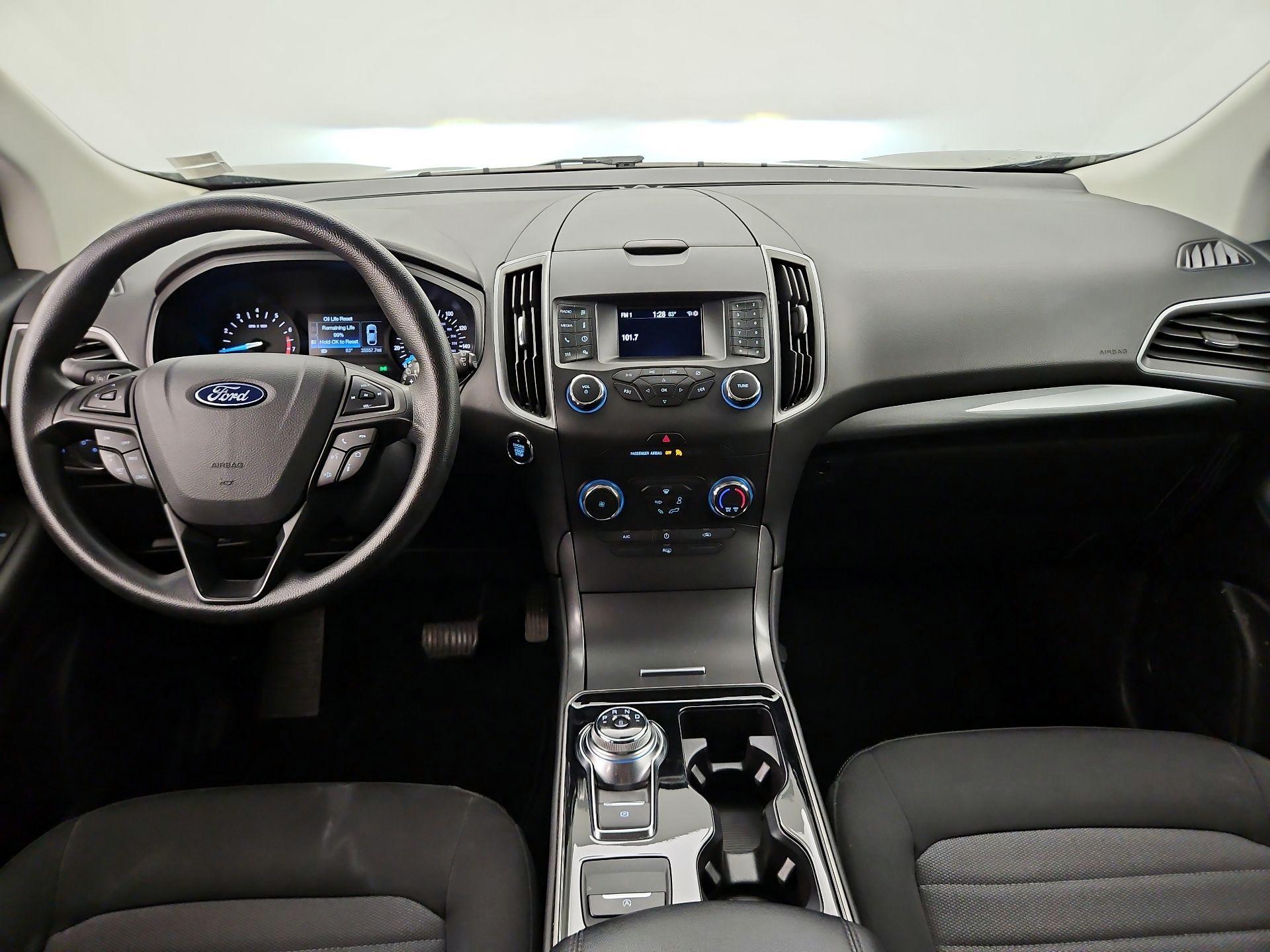 Thumbnail: 2019 Ford Edge - 9