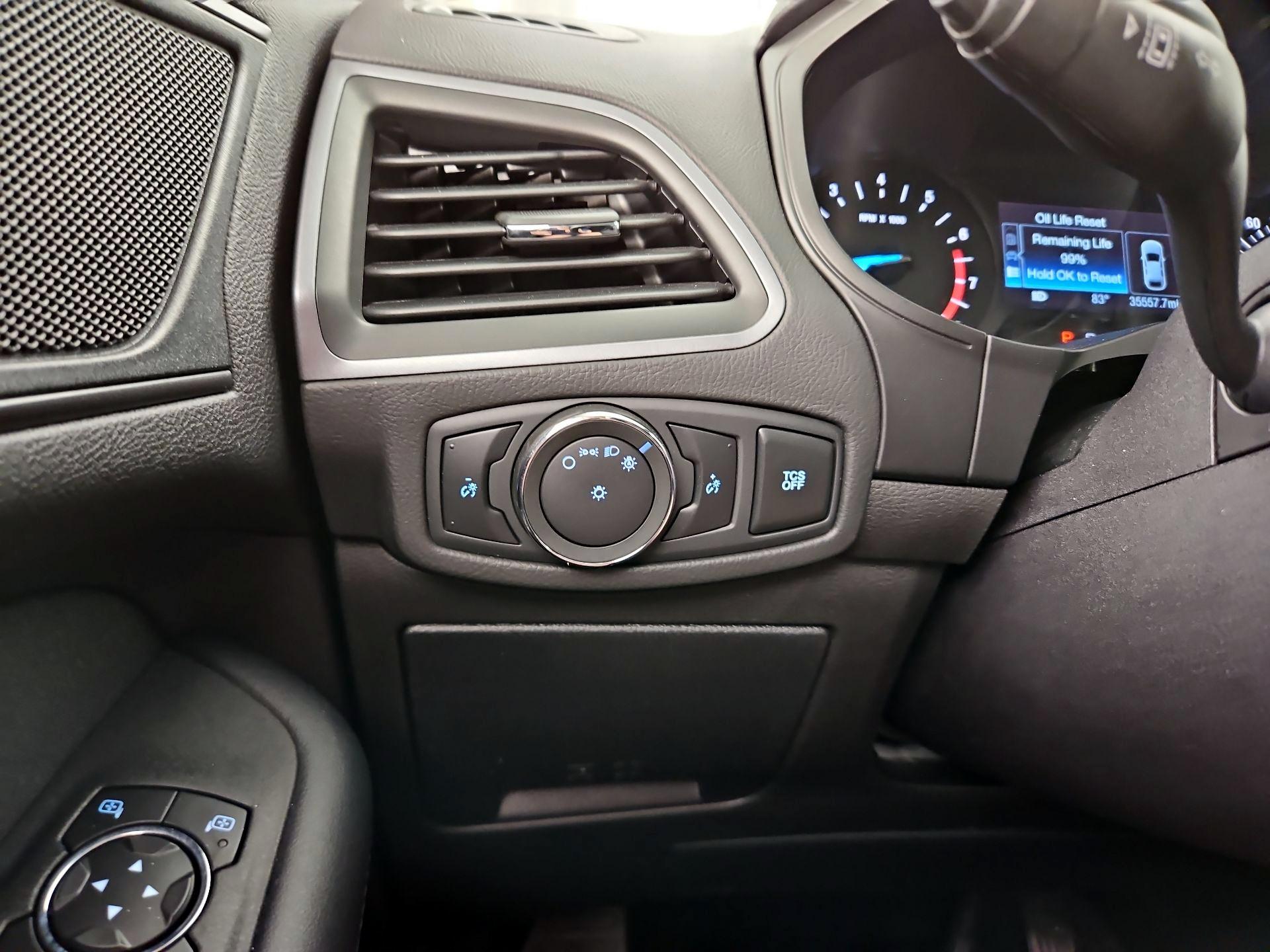 Thumbnail: 2019 Ford Edge - 13