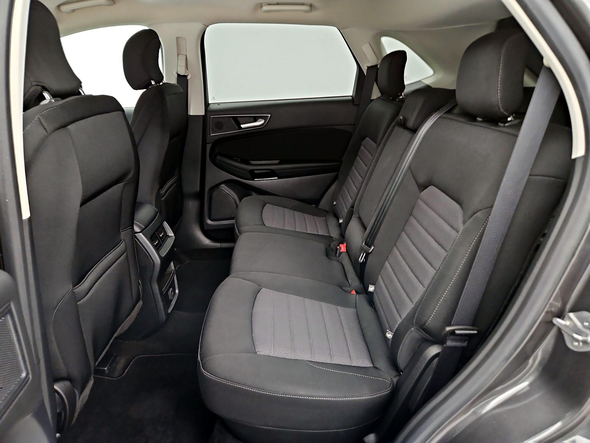 Thumbnail: 2019 Ford Edge - 19