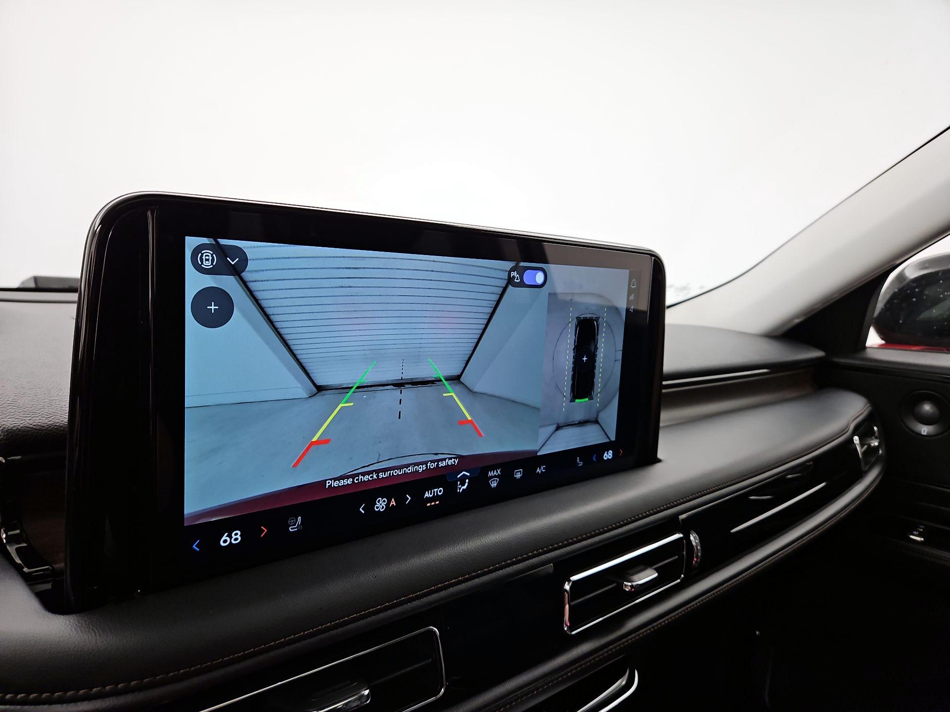 Thumbnail: 2025 Lincoln Aviator - 15