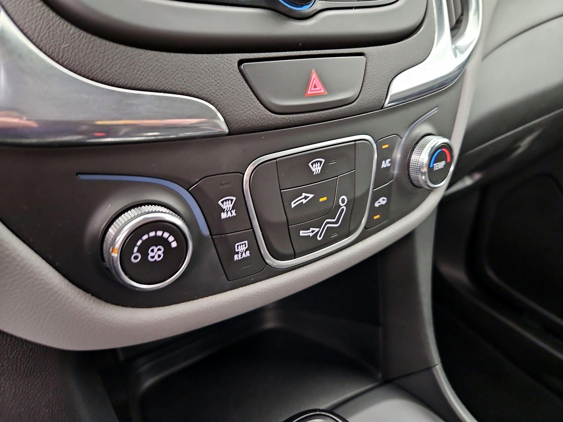 Thumbnail: 2020 Chevrolet Equinox - 16