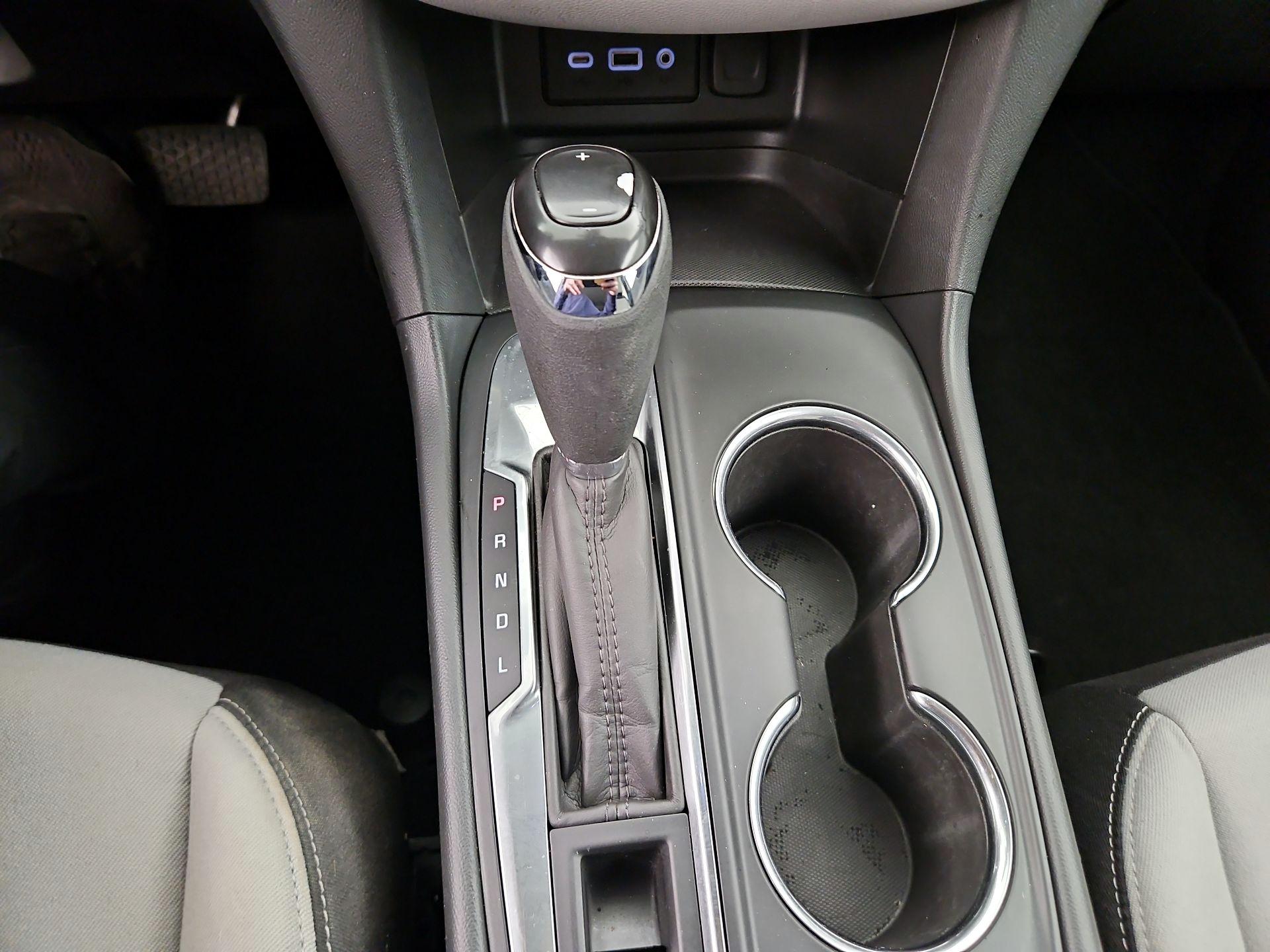 Thumbnail: 2020 Chevrolet Equinox - 17