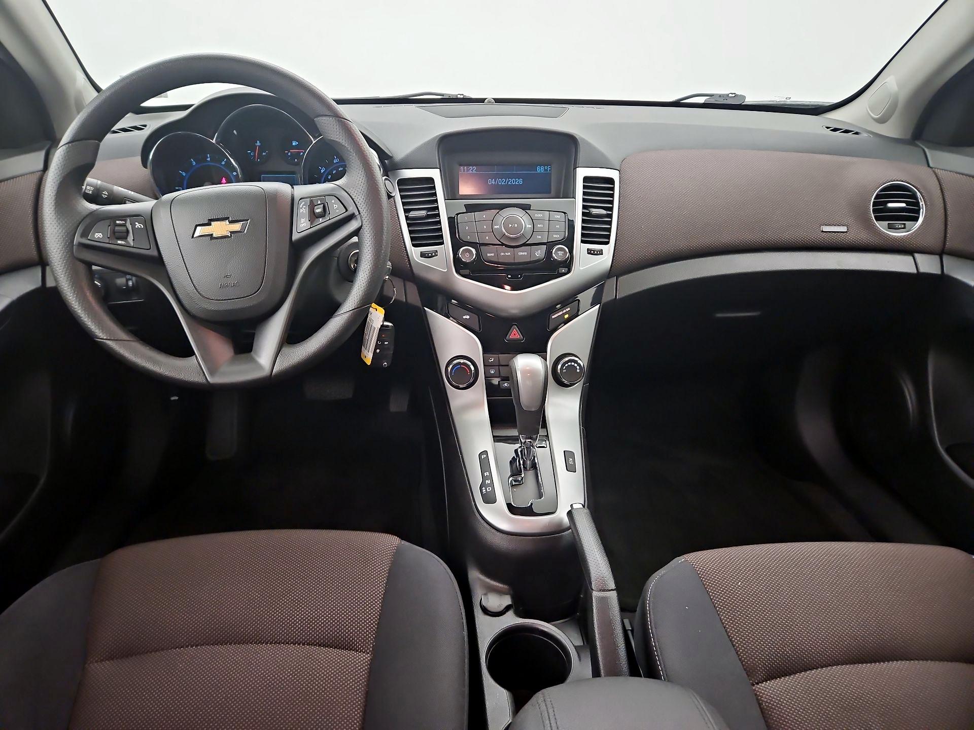 Thumbnail: 2015 Chevrolet Cruze - 9