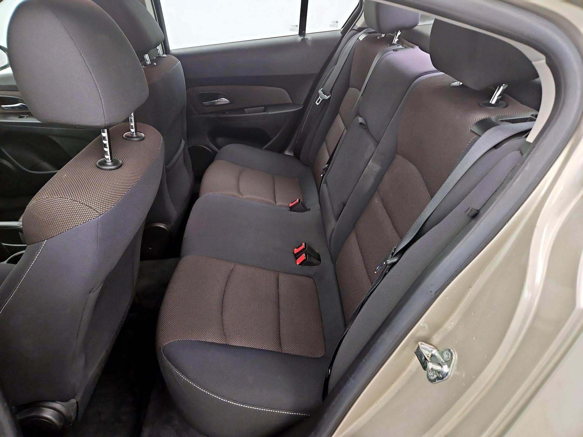 Thumbnail: 2015 Chevrolet Cruze - 17