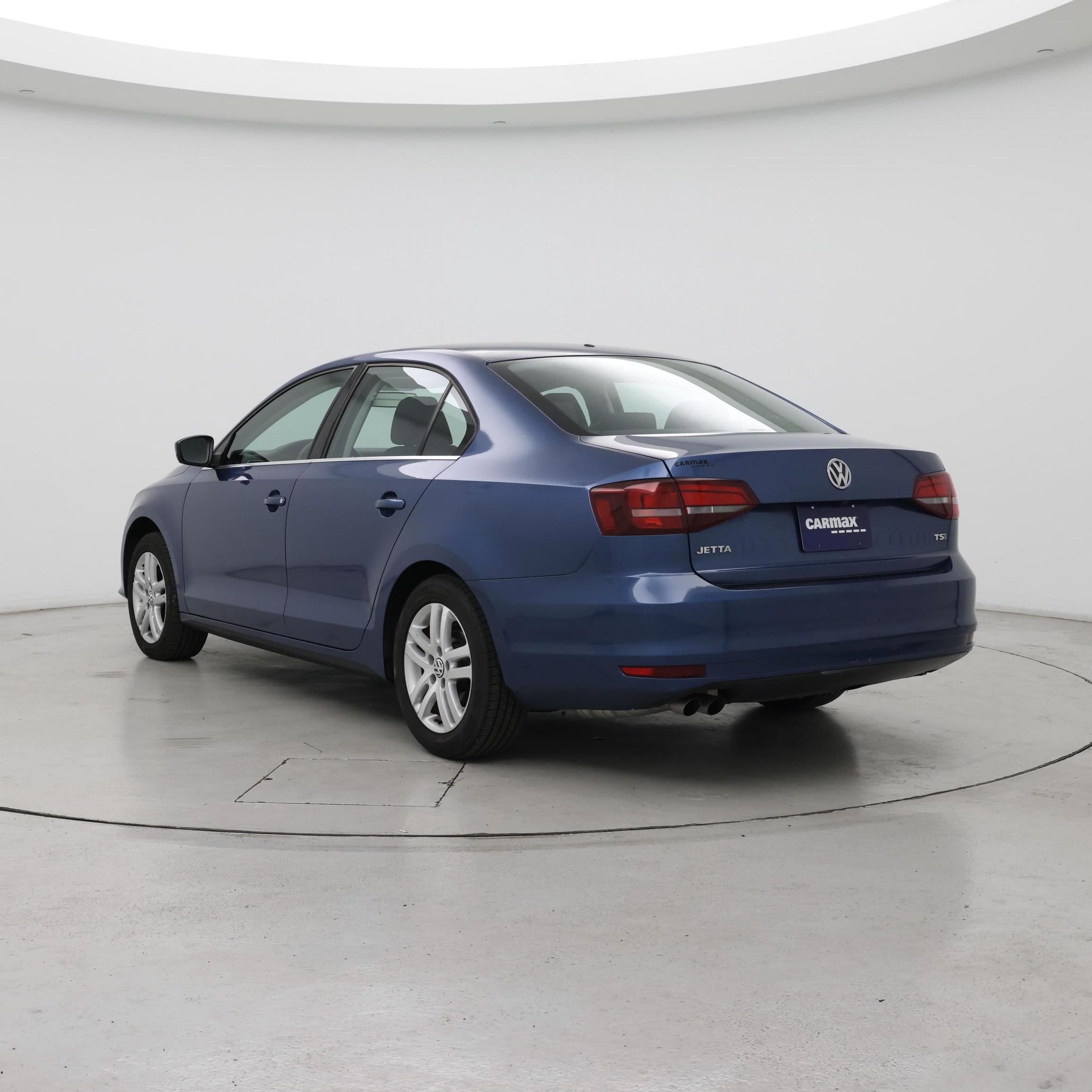 Thumbnail: 2017 Volkswagen Jetta - 2