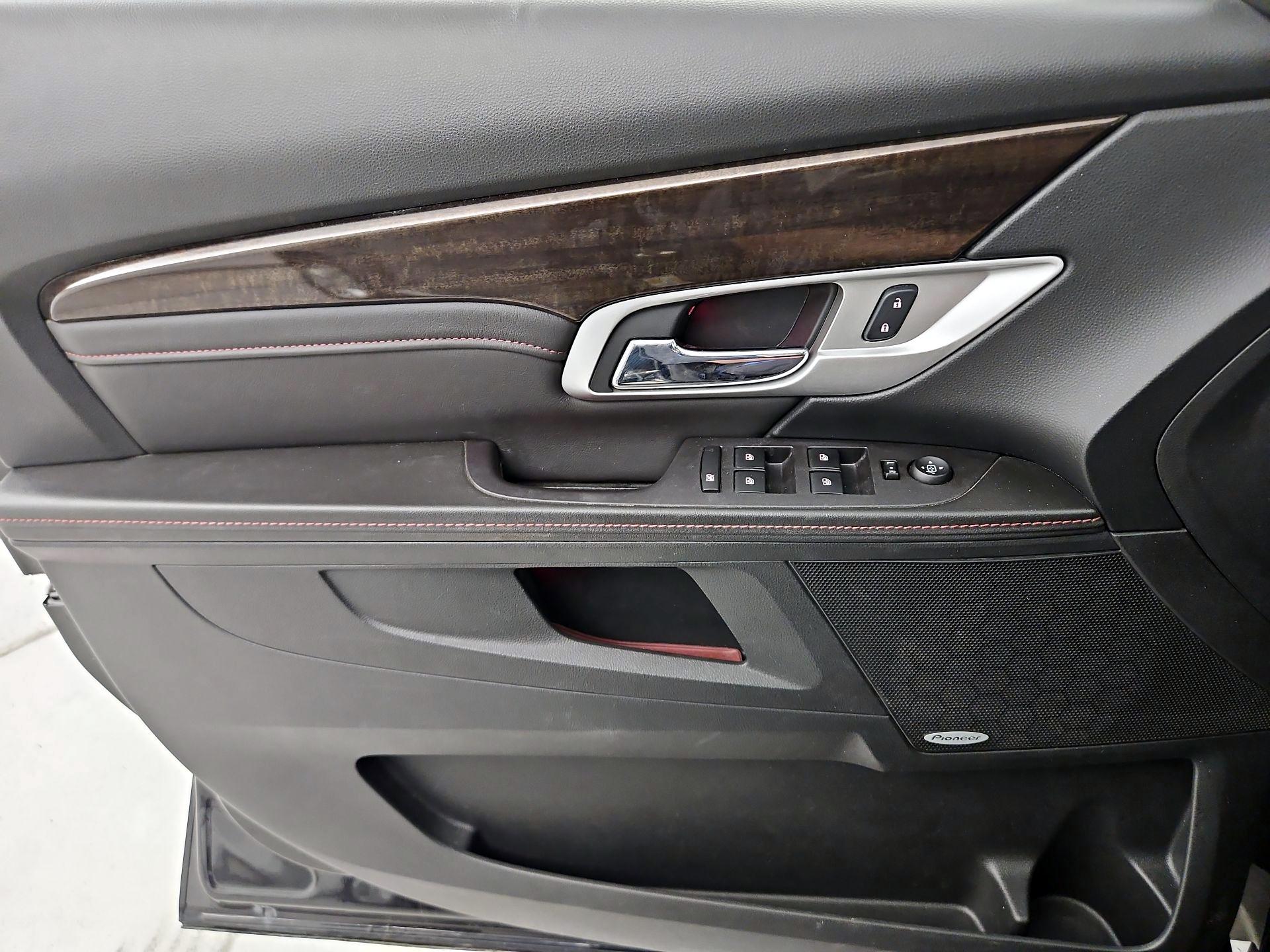 Thumbnail: 2015 GMC Terrain - 12