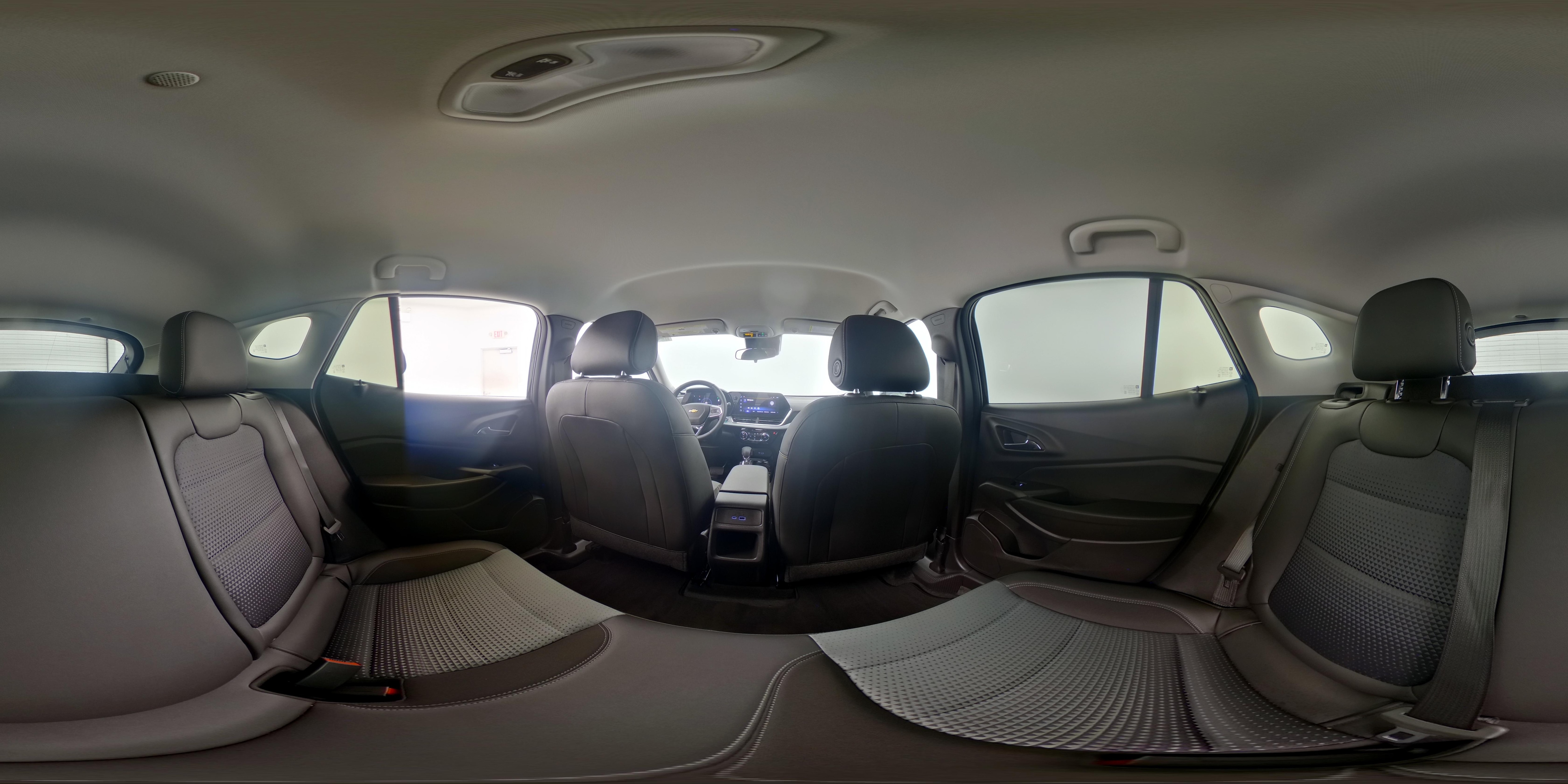 2025 Chevrolet Trax LT - Photo 25