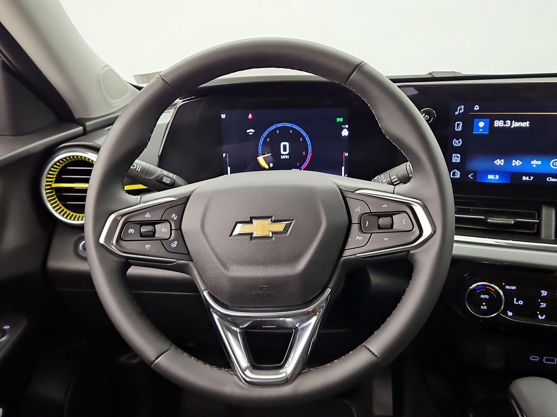 Thumbnail: 2025 Chevrolet Trax - 10