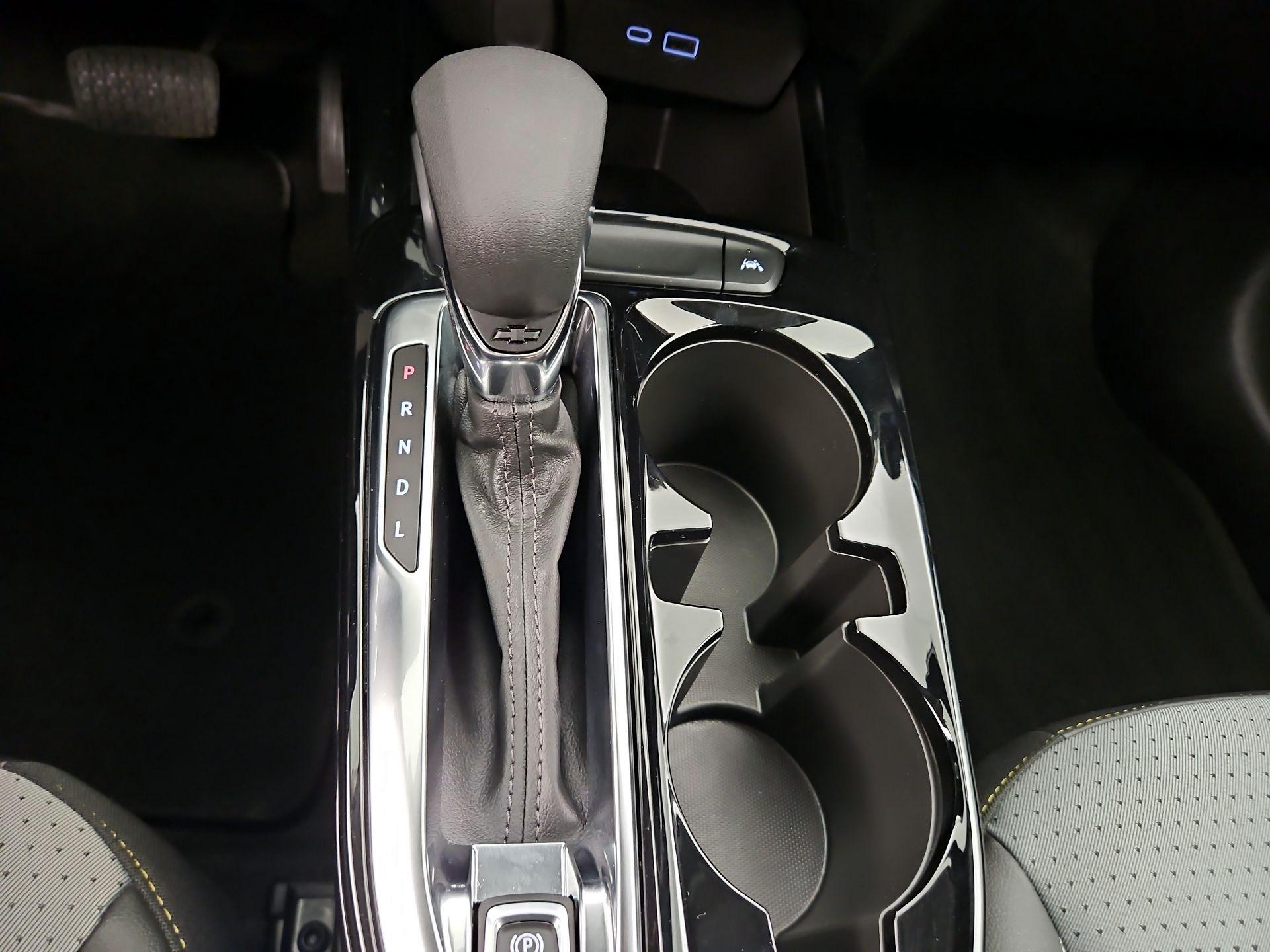 Thumbnail: 2025 Chevrolet Trax - 17