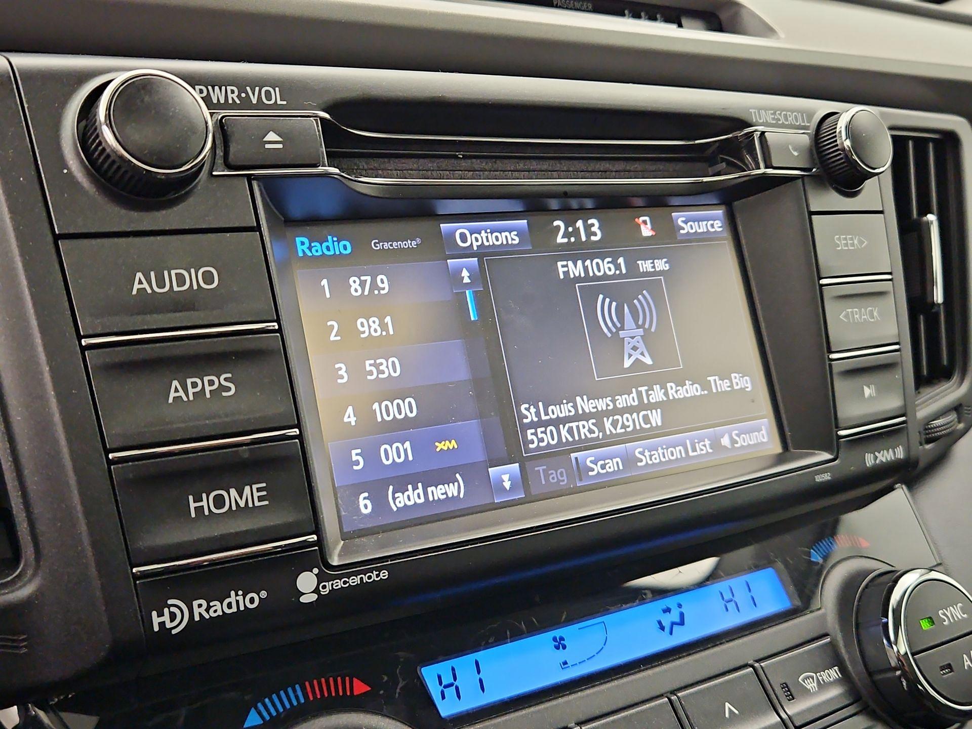 Thumbnail: 2018 Toyota RAV4 - 15