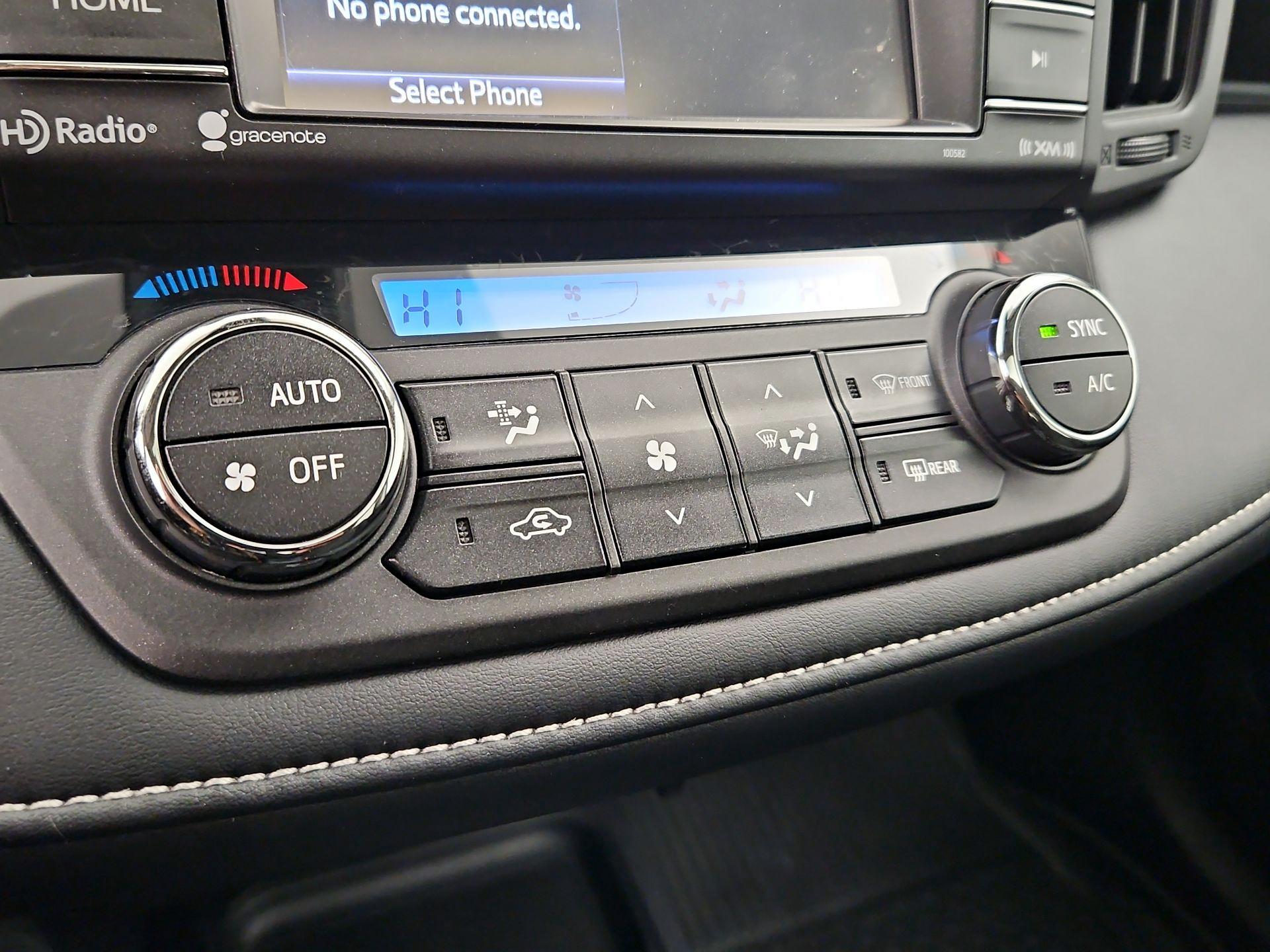 Thumbnail: 2018 Toyota RAV4 - 16