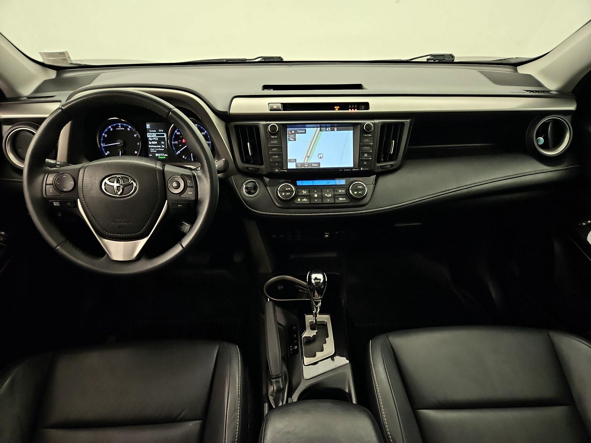 Thumbnail: 2017 Toyota RAV4 - 9