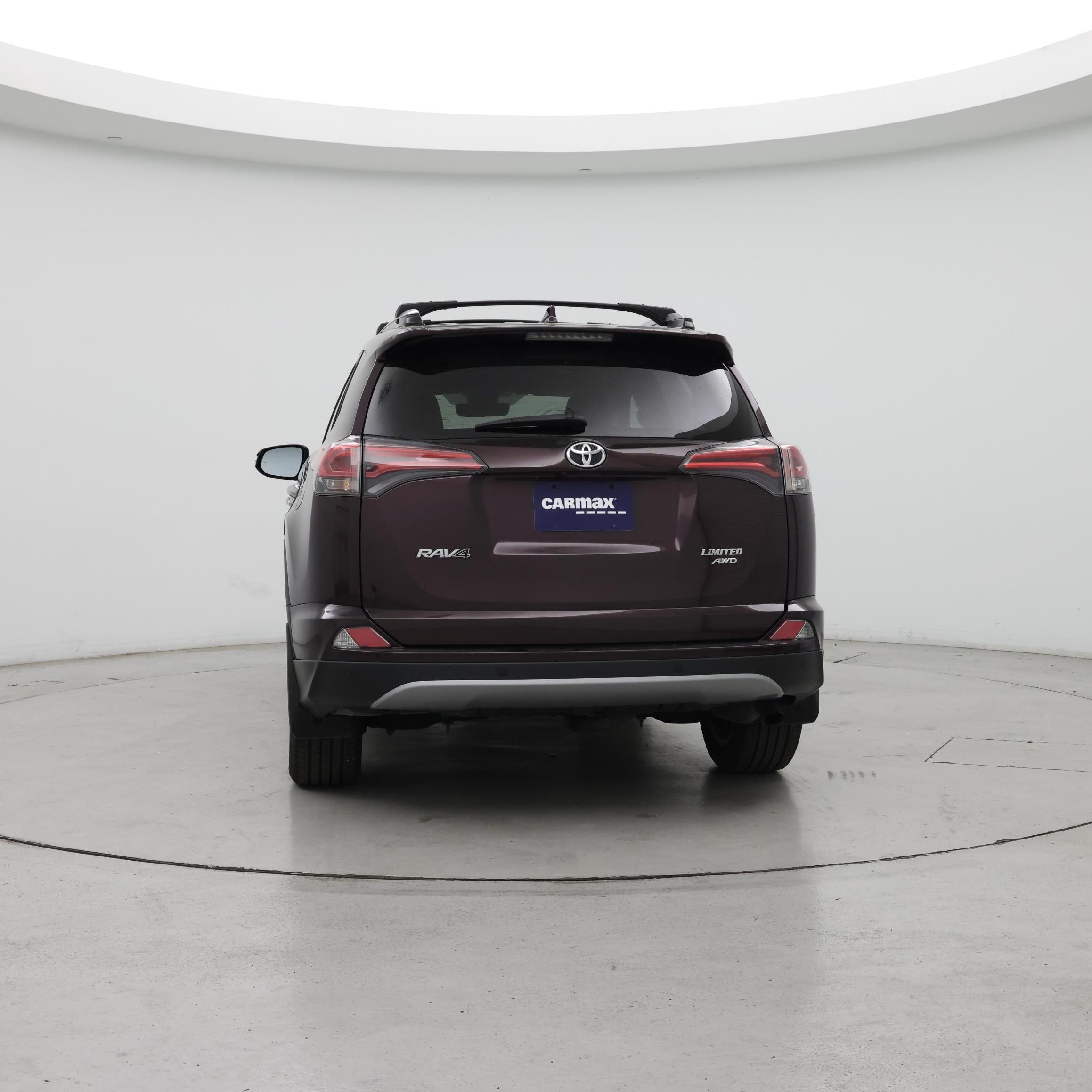 Thumbnail: 2017 Toyota RAV4 - 6