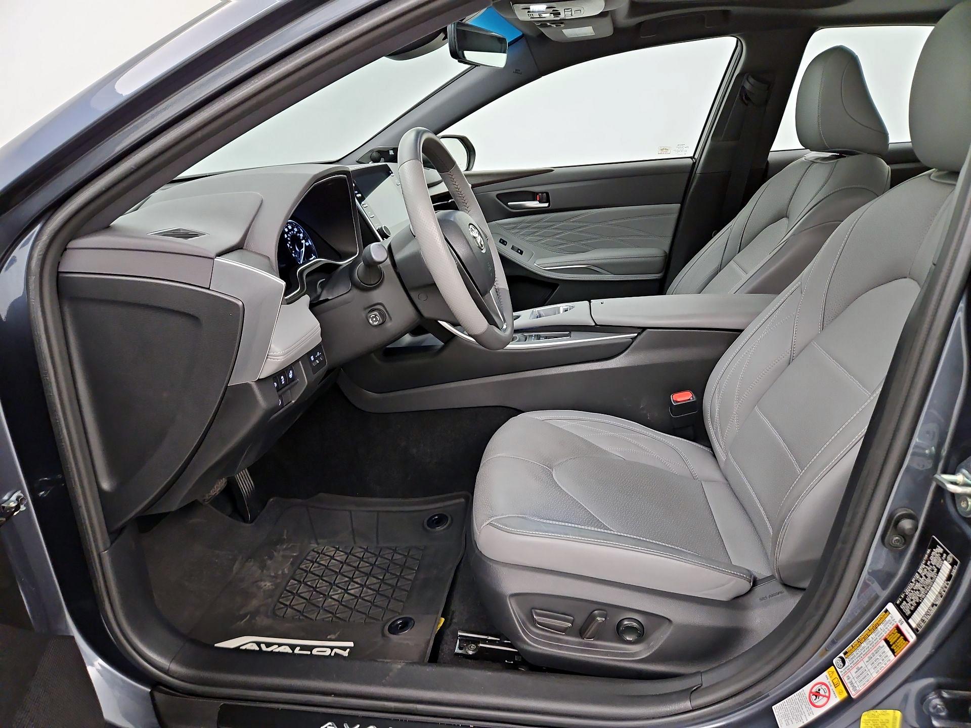 Thumbnail: 2019 Toyota Avalon - 11