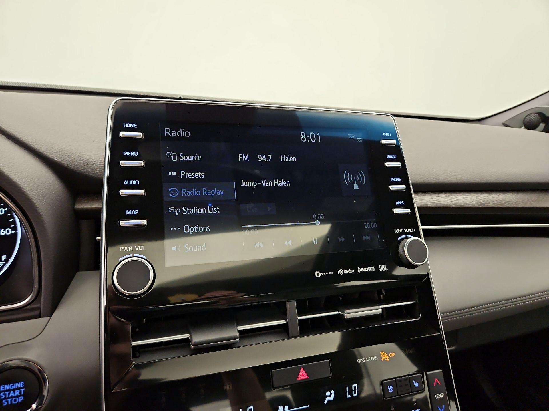 Thumbnail: 2019 Toyota Avalon - 16