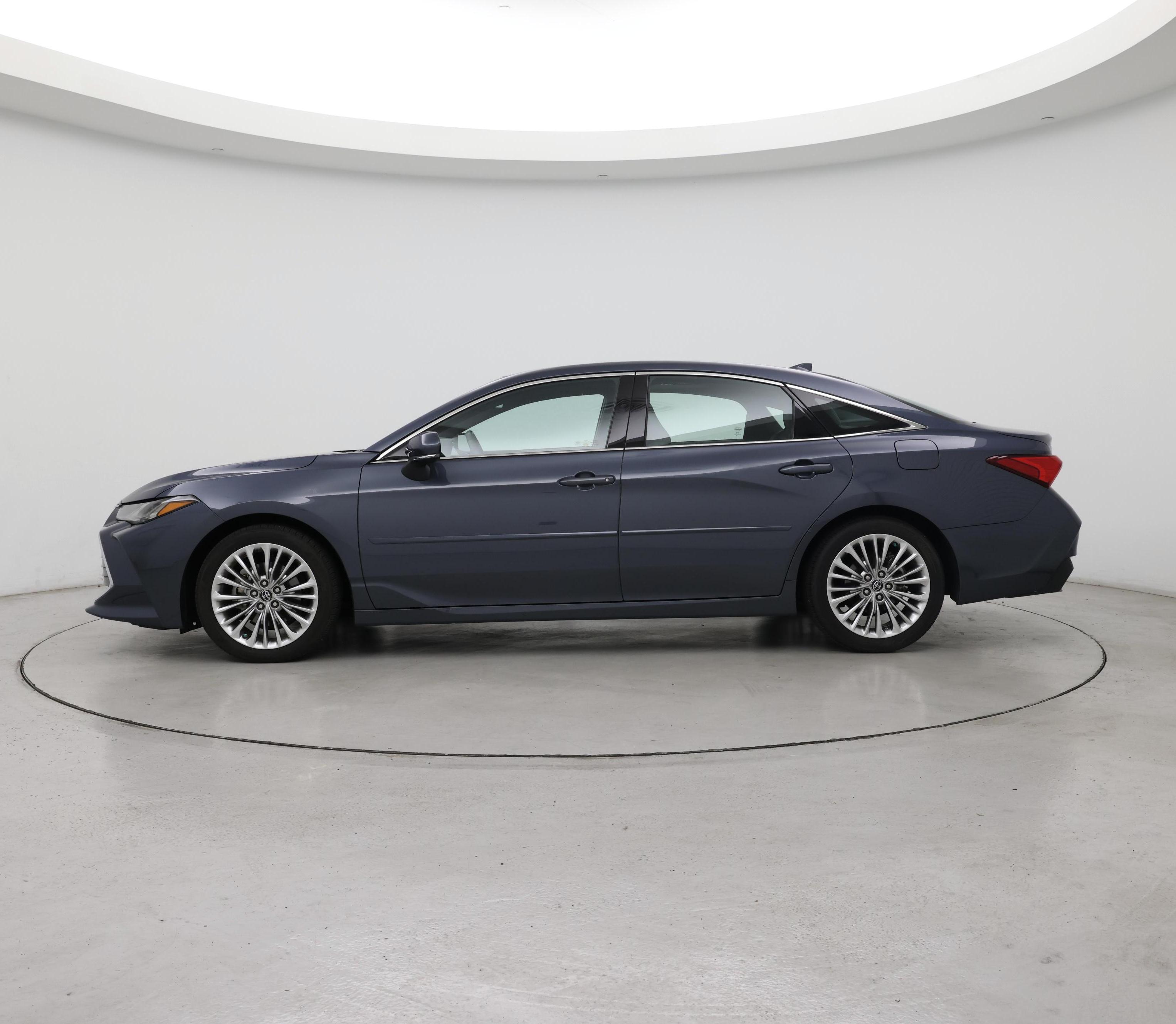 Thumbnail: 2019 Toyota Avalon - 3