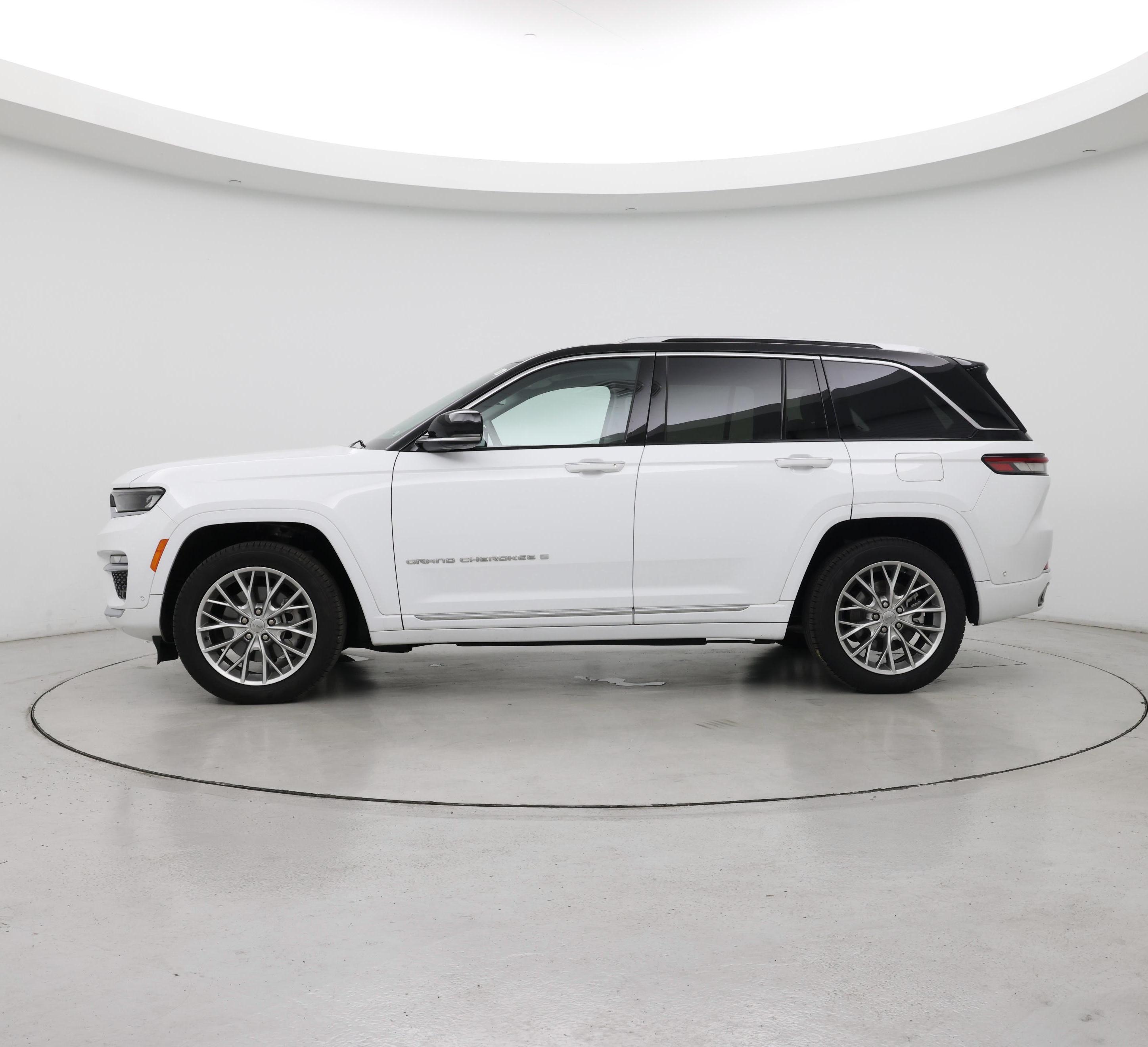 Thumbnail: 2022 Jeep Grand Cherokee - 3