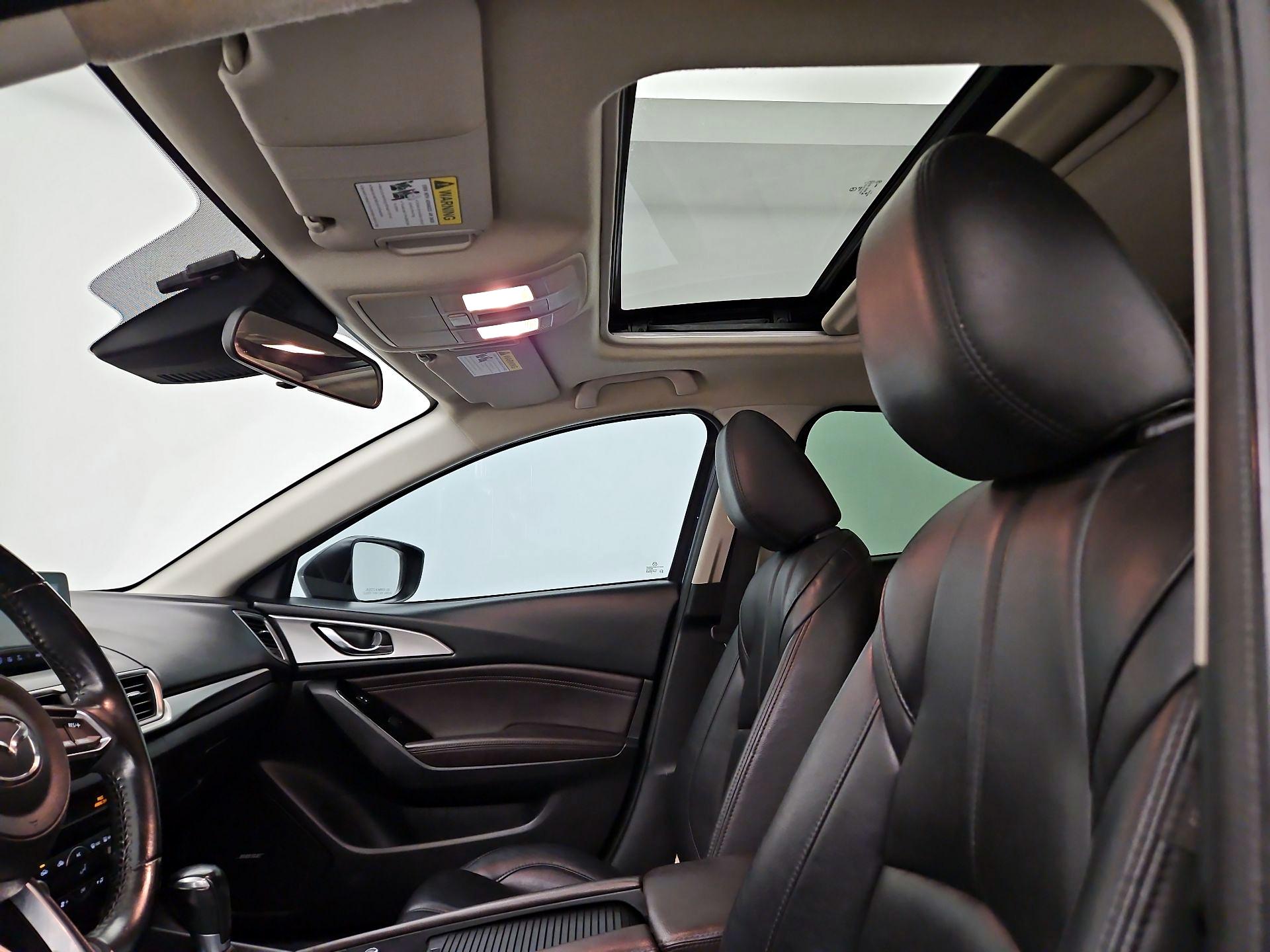 Thumbnail: 2018 Mazda Mazda3 - 18