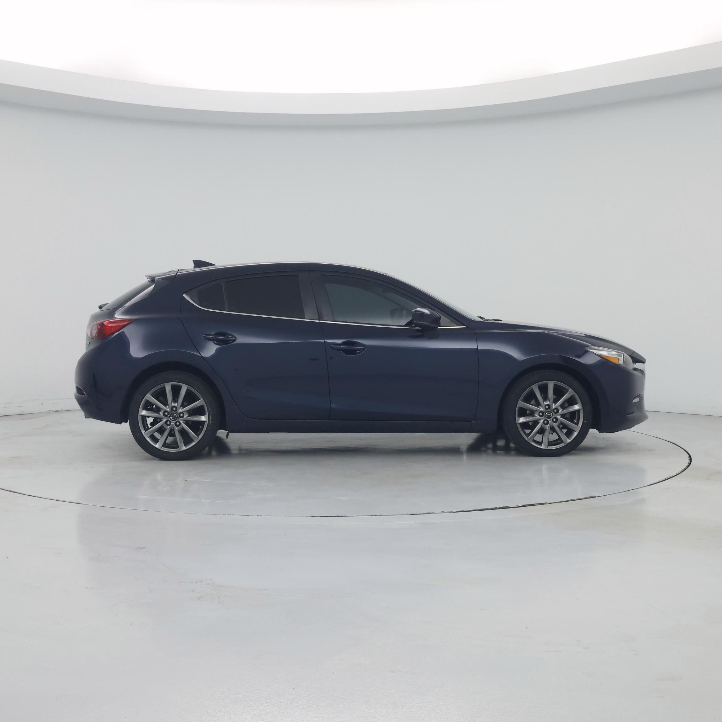 Thumbnail: 2018 Mazda Mazda3 - 7