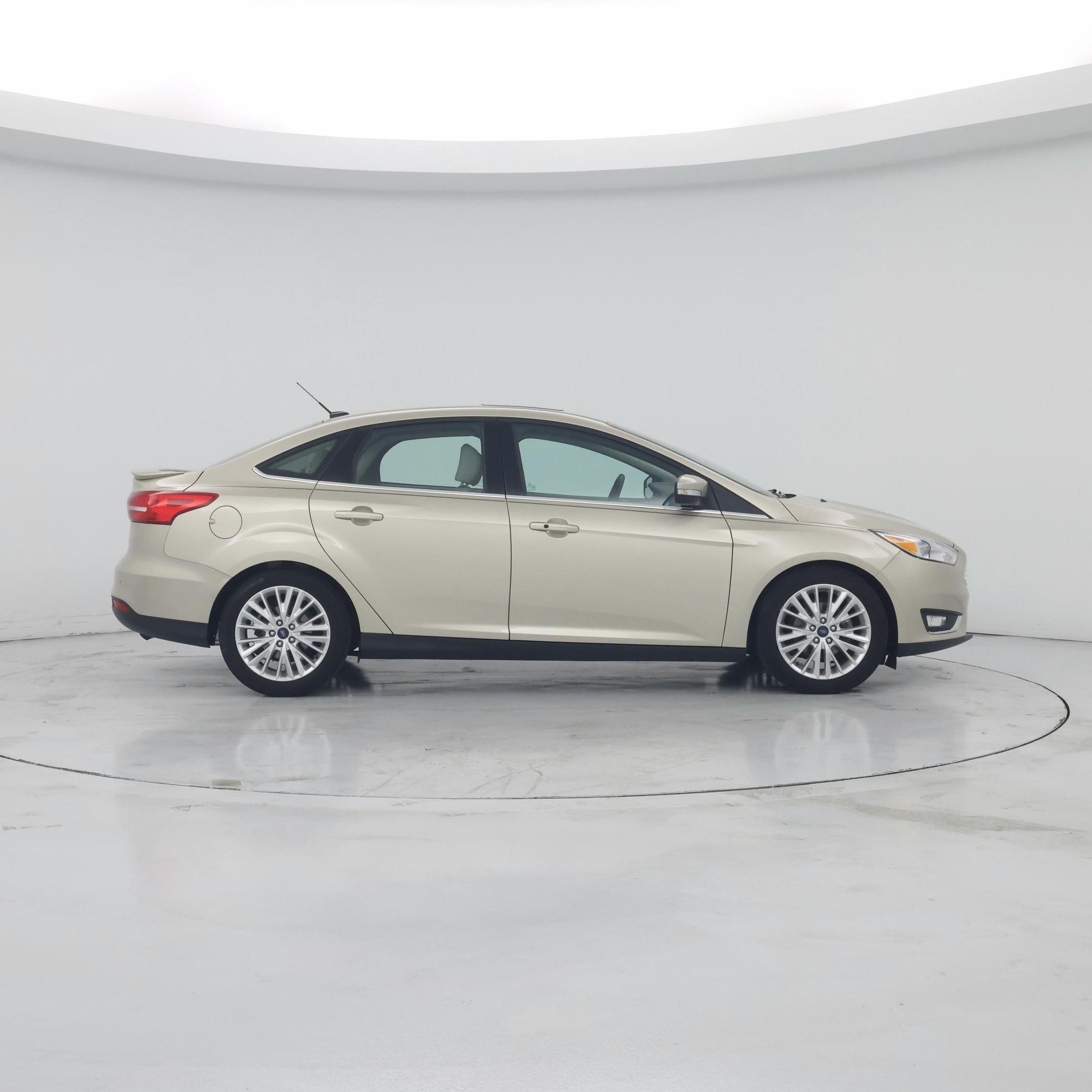 Thumbnail: 2018 Ford Focus - 7