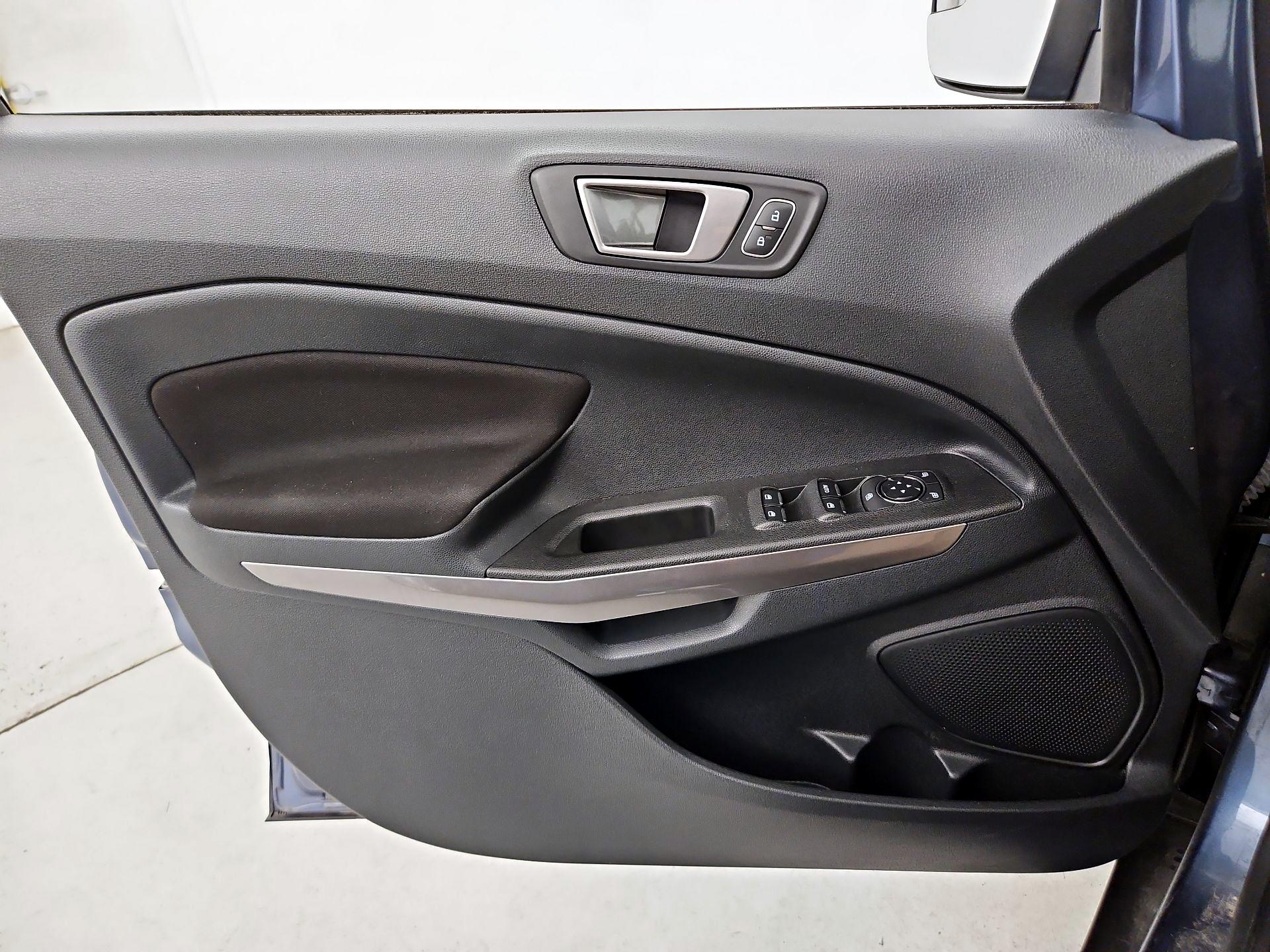 Thumbnail: 2022 Ford EcoSport - 12