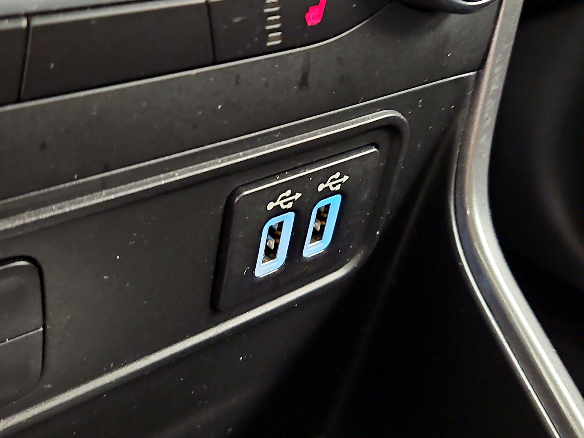 Thumbnail: 2022 Ford EcoSport - 18