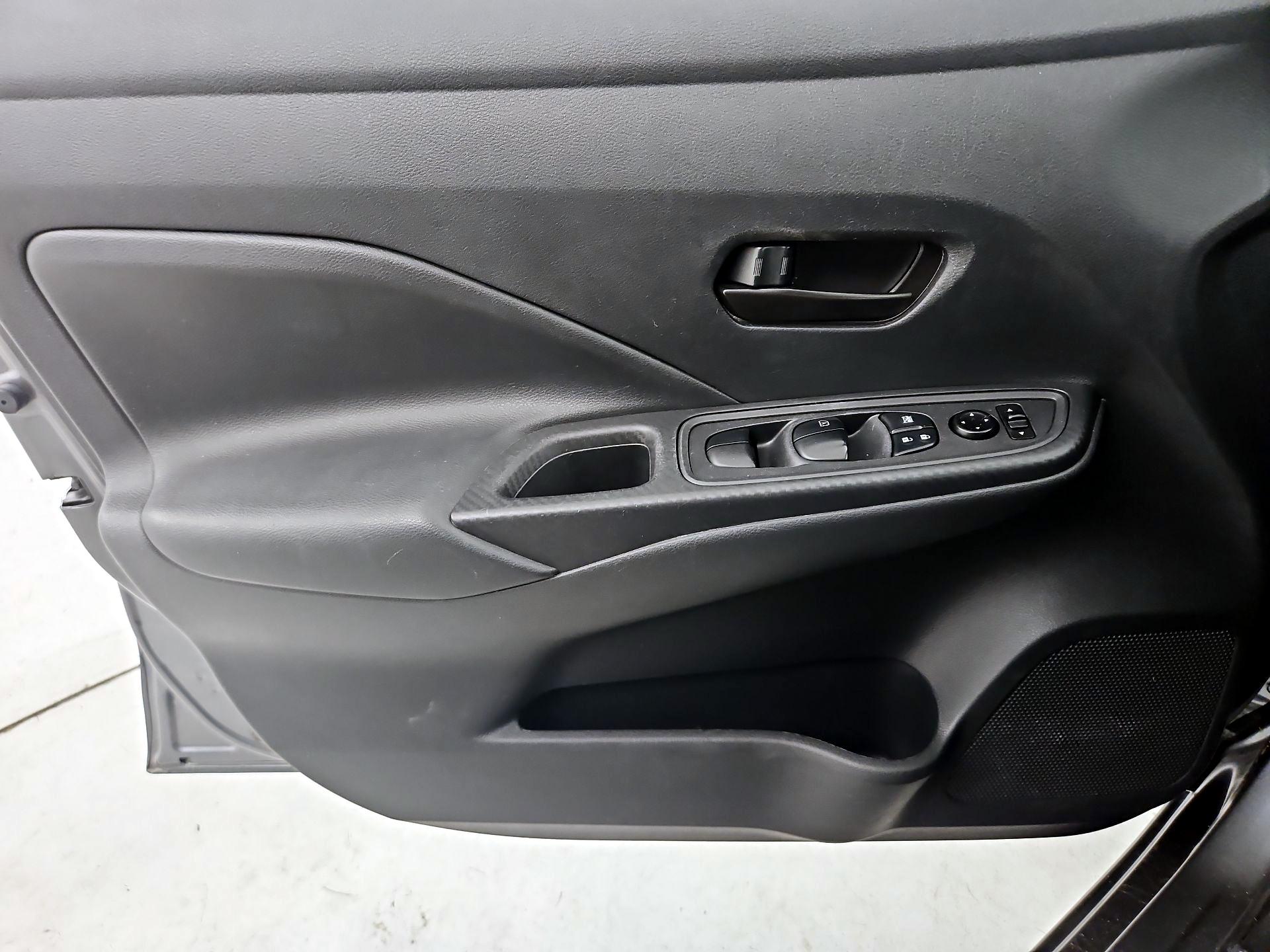 Thumbnail: 2021 Nissan Versa - 12