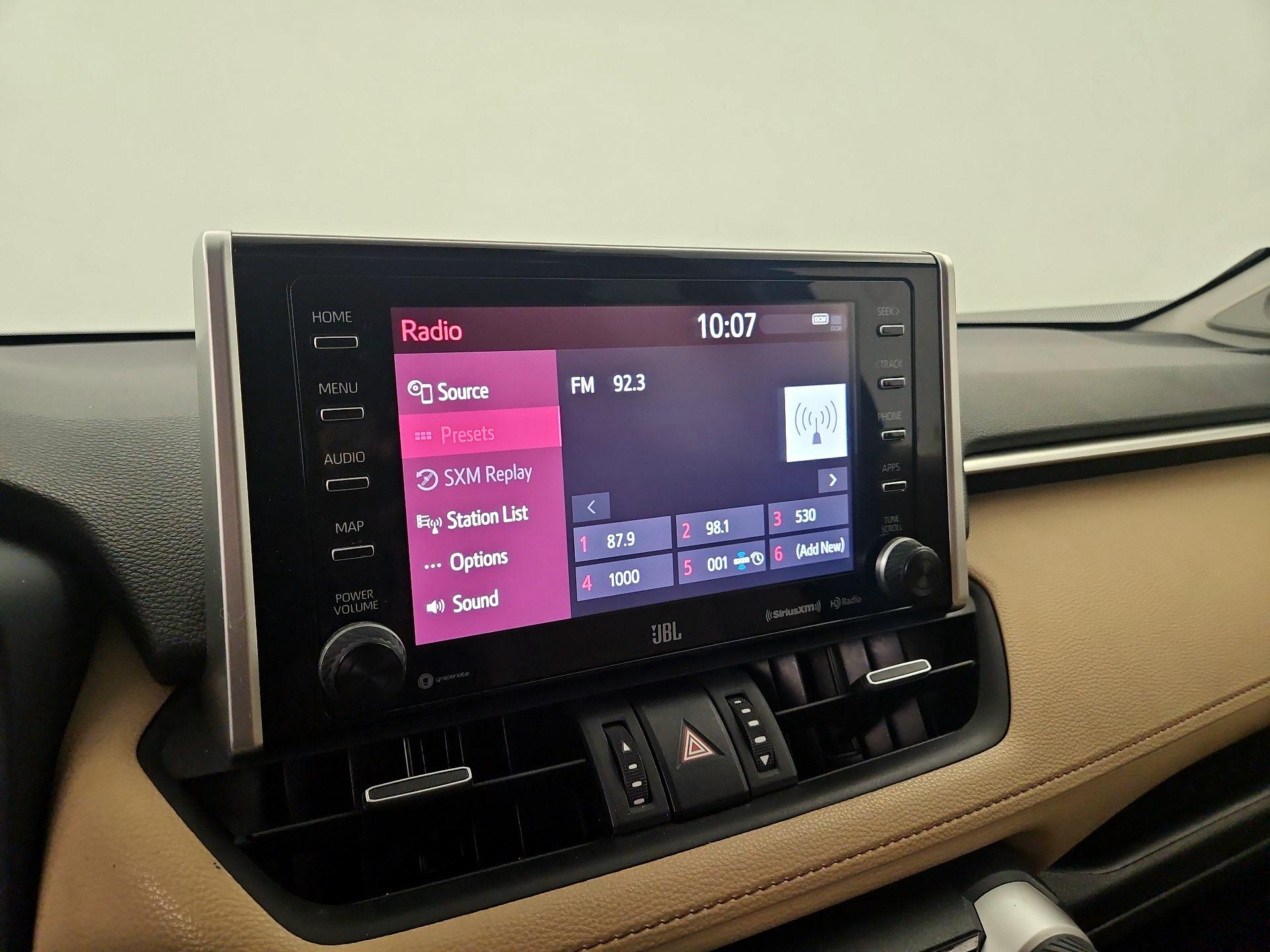 Thumbnail: 2019 Toyota RAV4 - 15