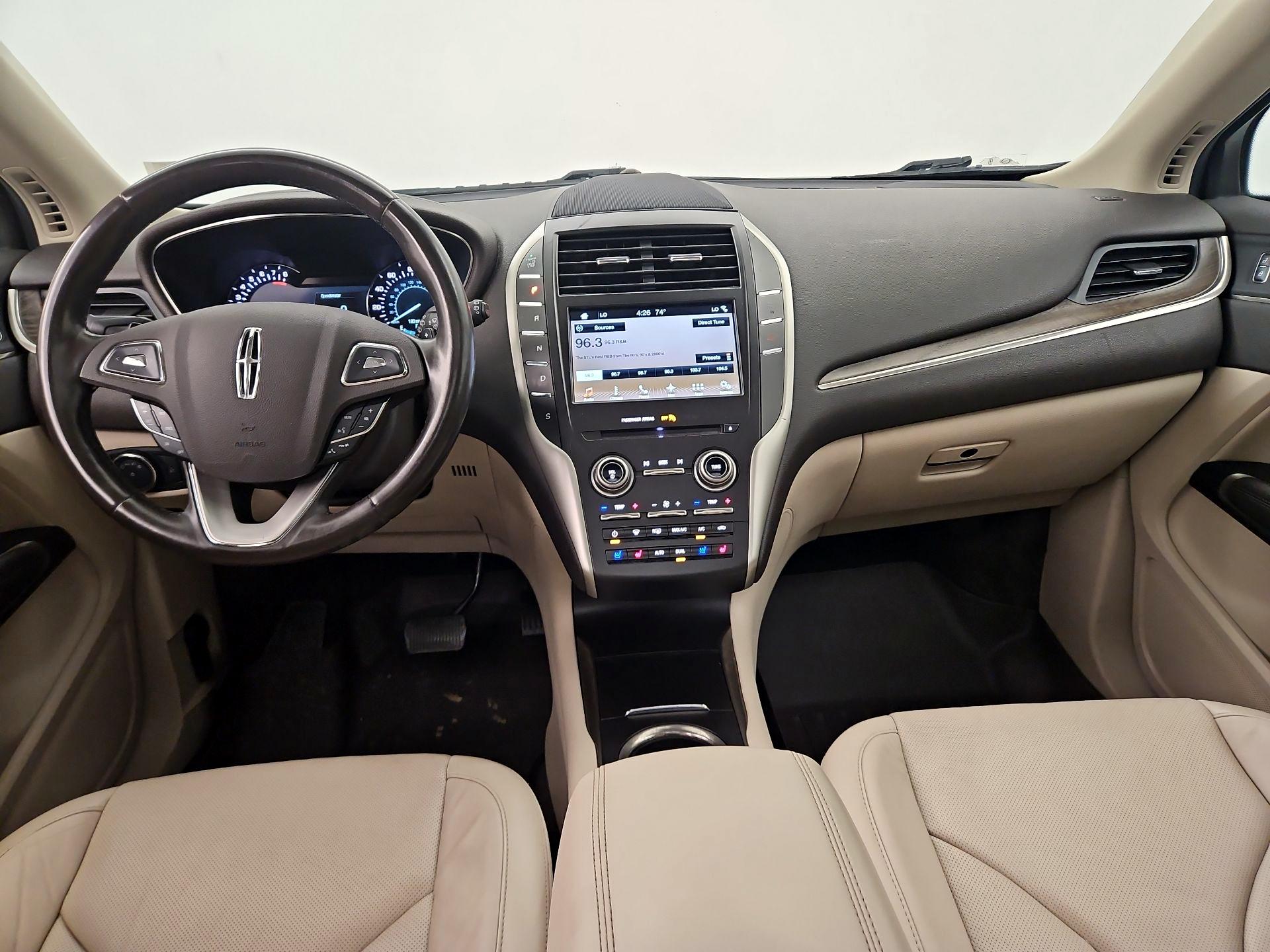 Thumbnail: 2017 Lincoln MKC - 9