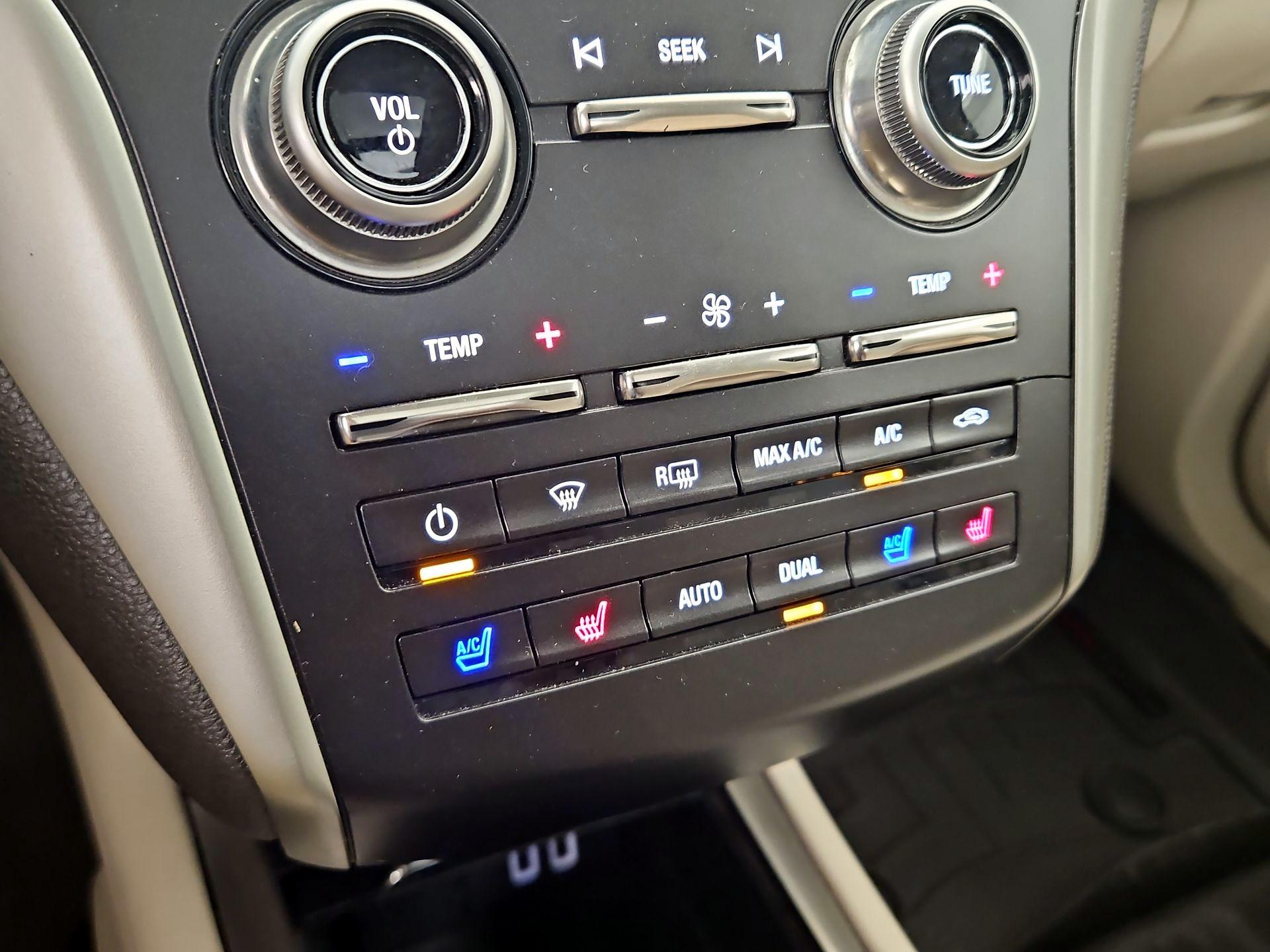 Thumbnail: 2017 Lincoln MKC - 17
