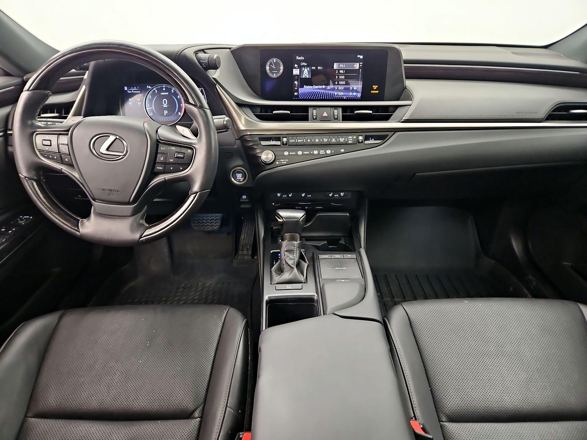 Thumbnail: 2021 Lexus ES - 9