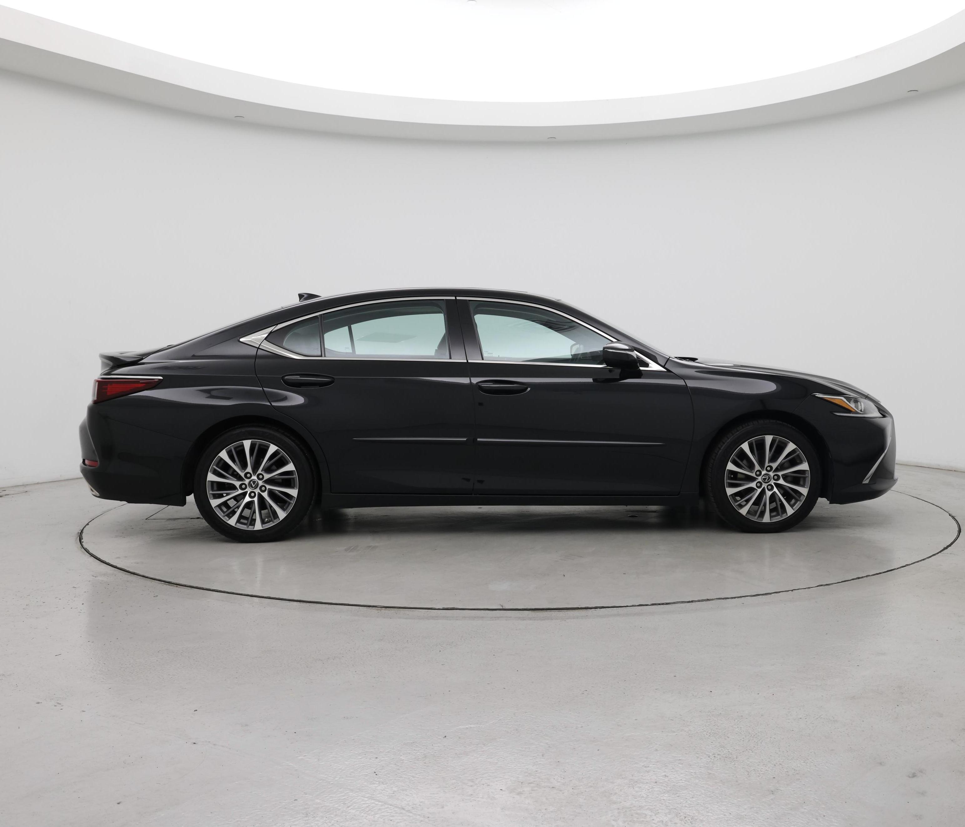 Thumbnail: 2021 Lexus ES - 7