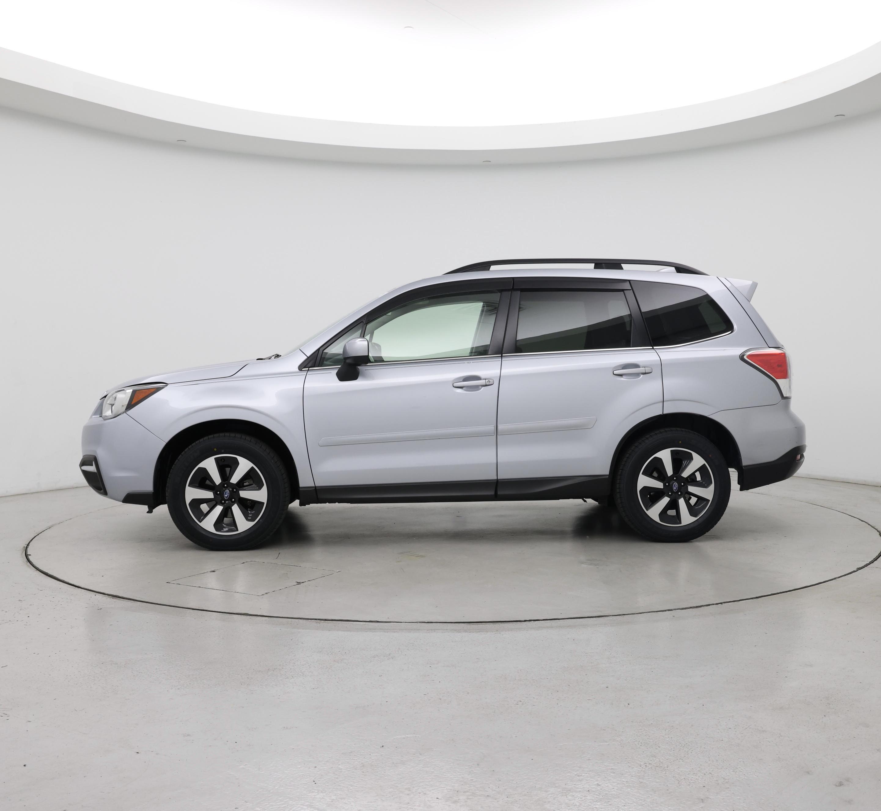Thumbnail: 2017 Subaru Forester - 3