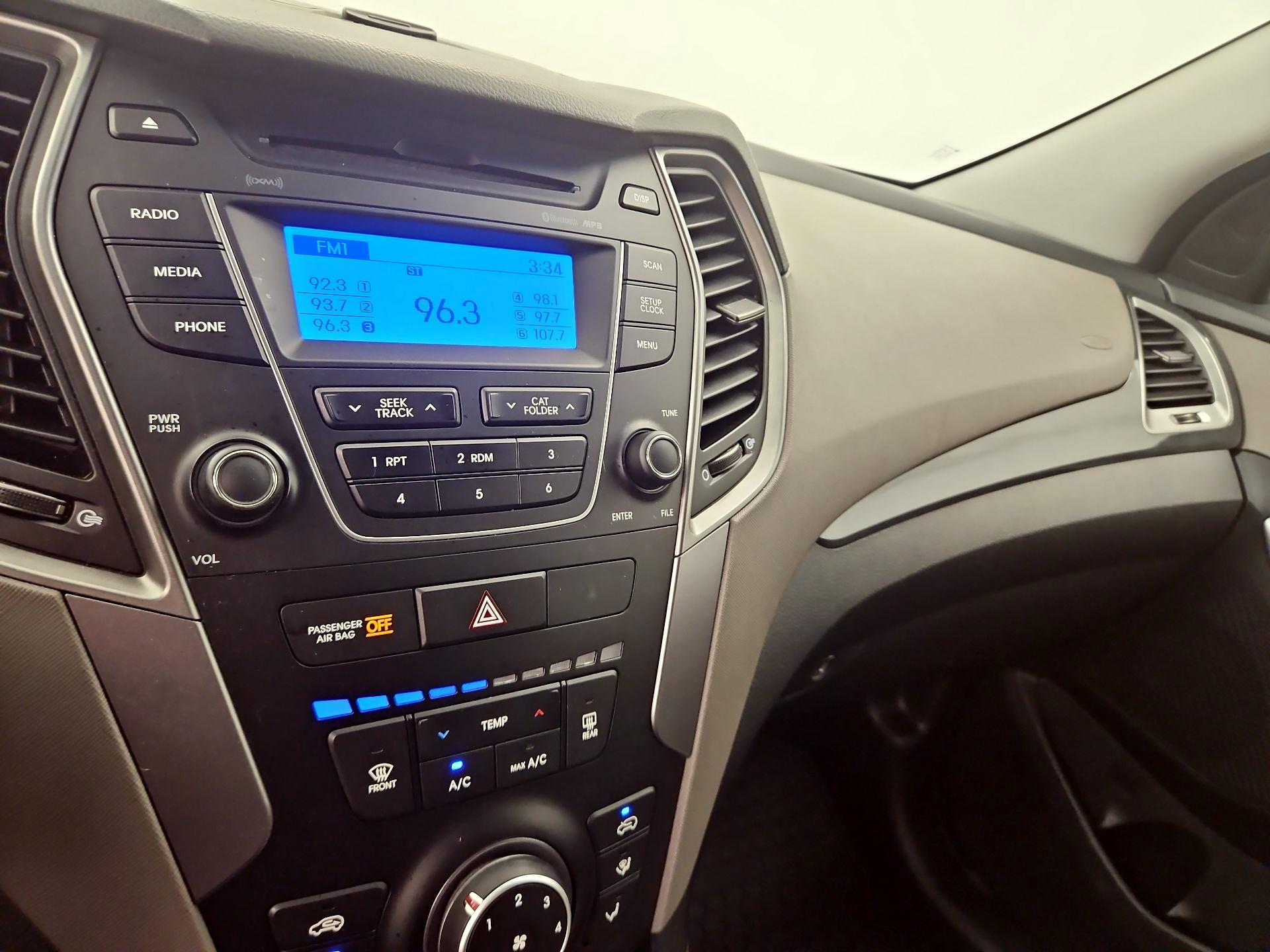 Thumbnail: 2016 Hyundai Santa Fe - 14