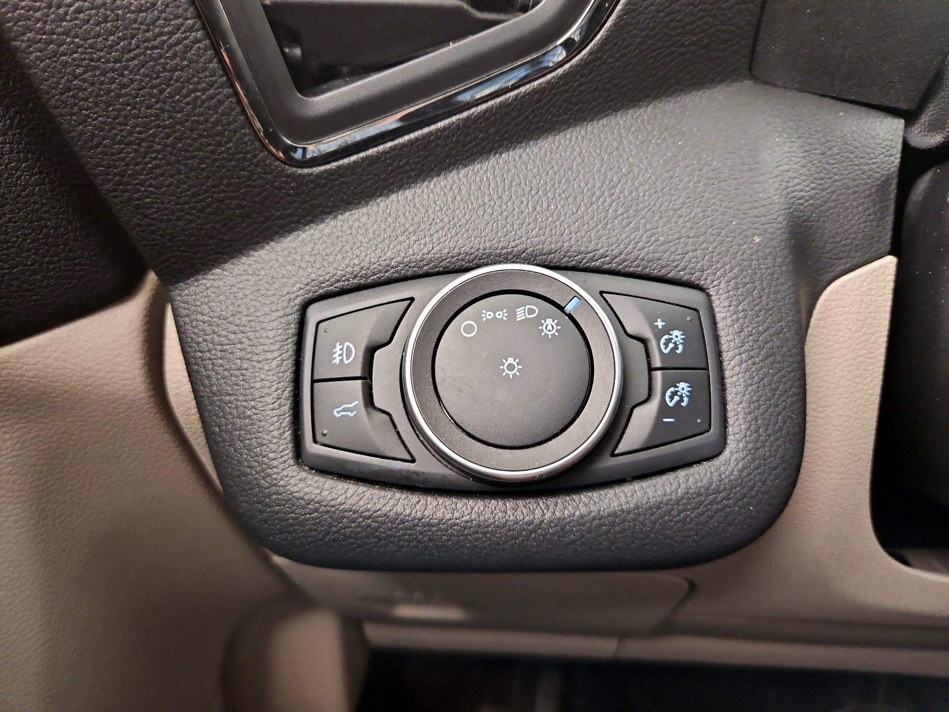 Thumbnail: 2018 Ford Escape - 13