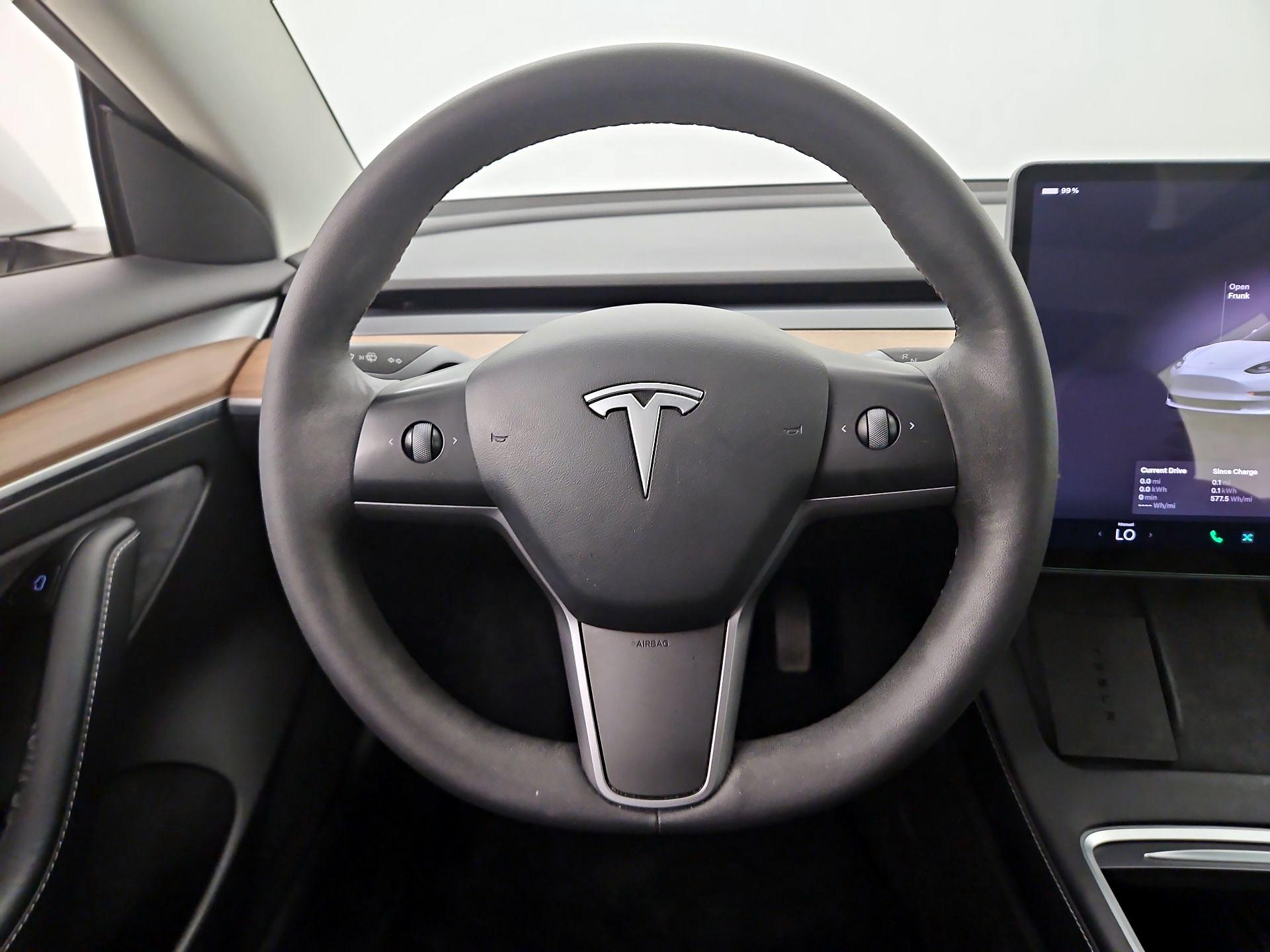 Thumbnail: 2022 Tesla Model 3 - 10