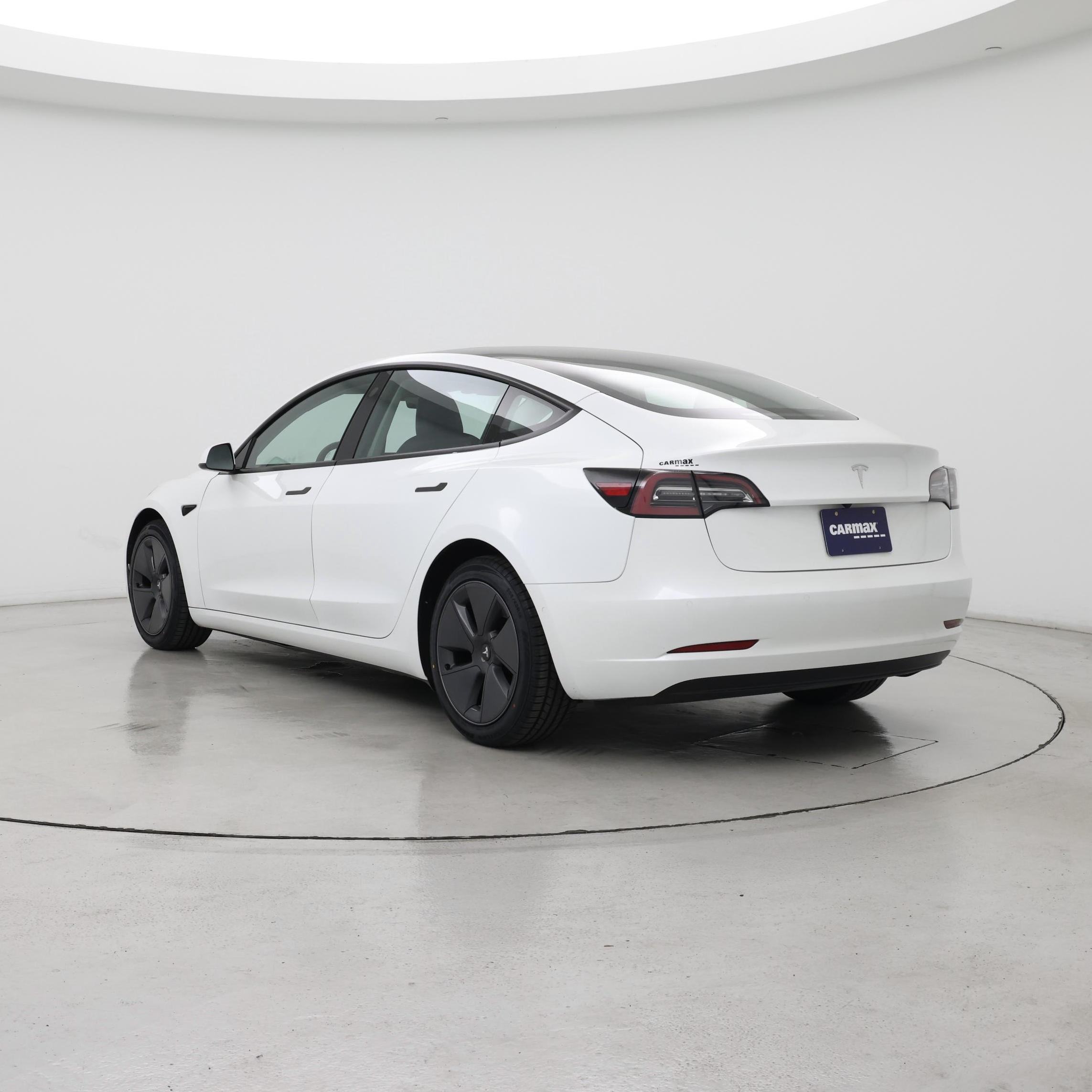 Thumbnail: 2022 Tesla Model 3 - 2