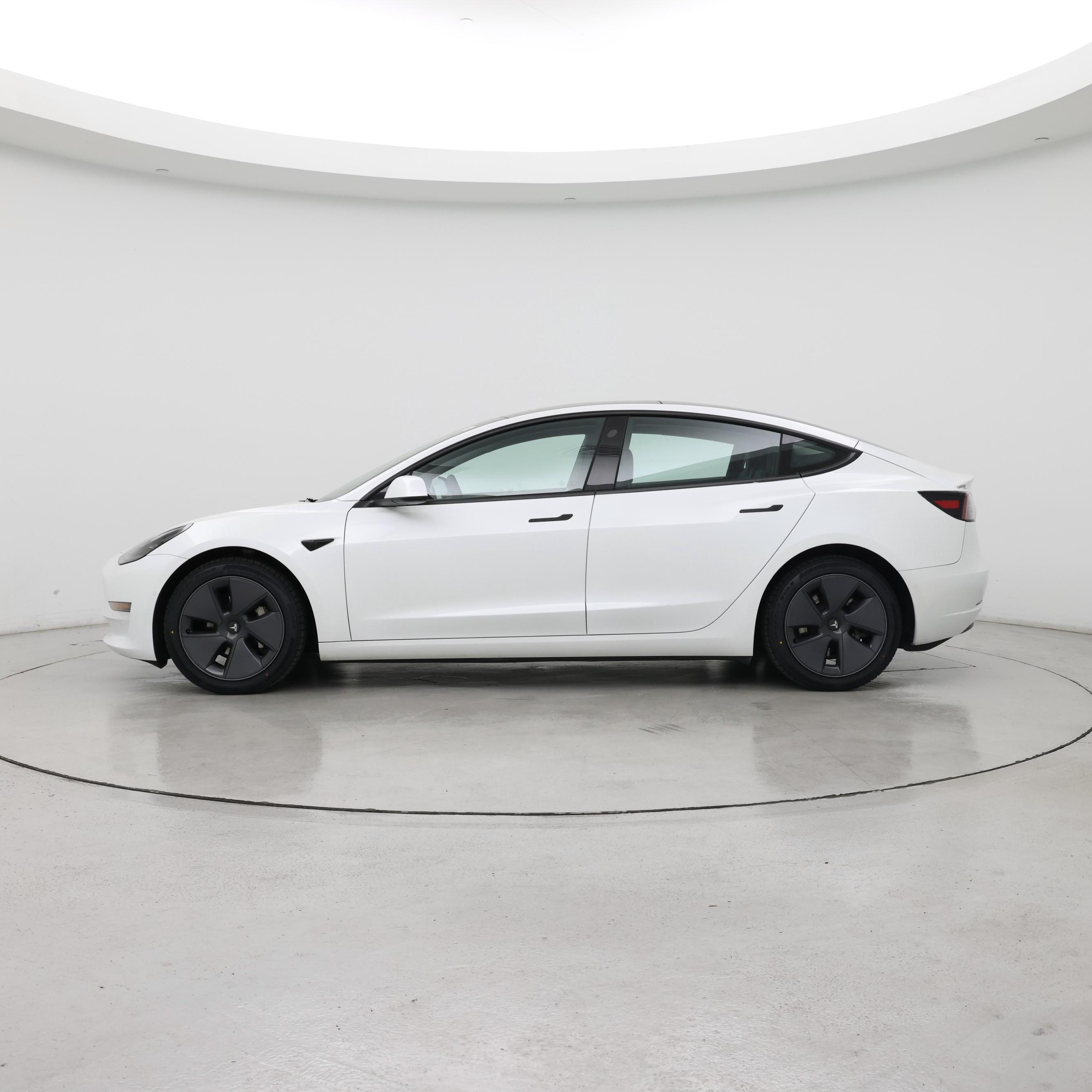 Thumbnail: 2022 Tesla Model 3 - 3