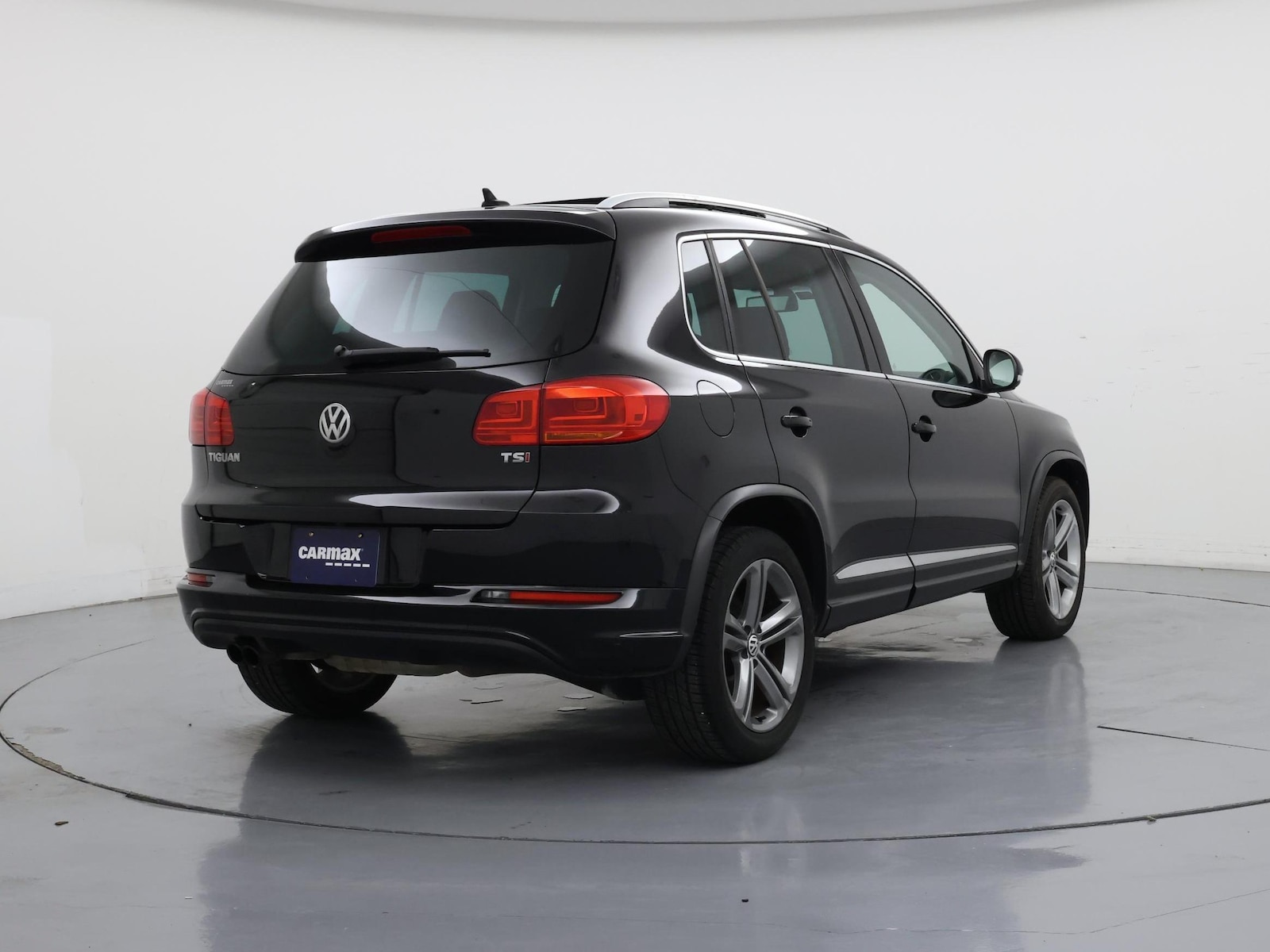 2017 Volkswagen Tiguan Sport - Photo 9