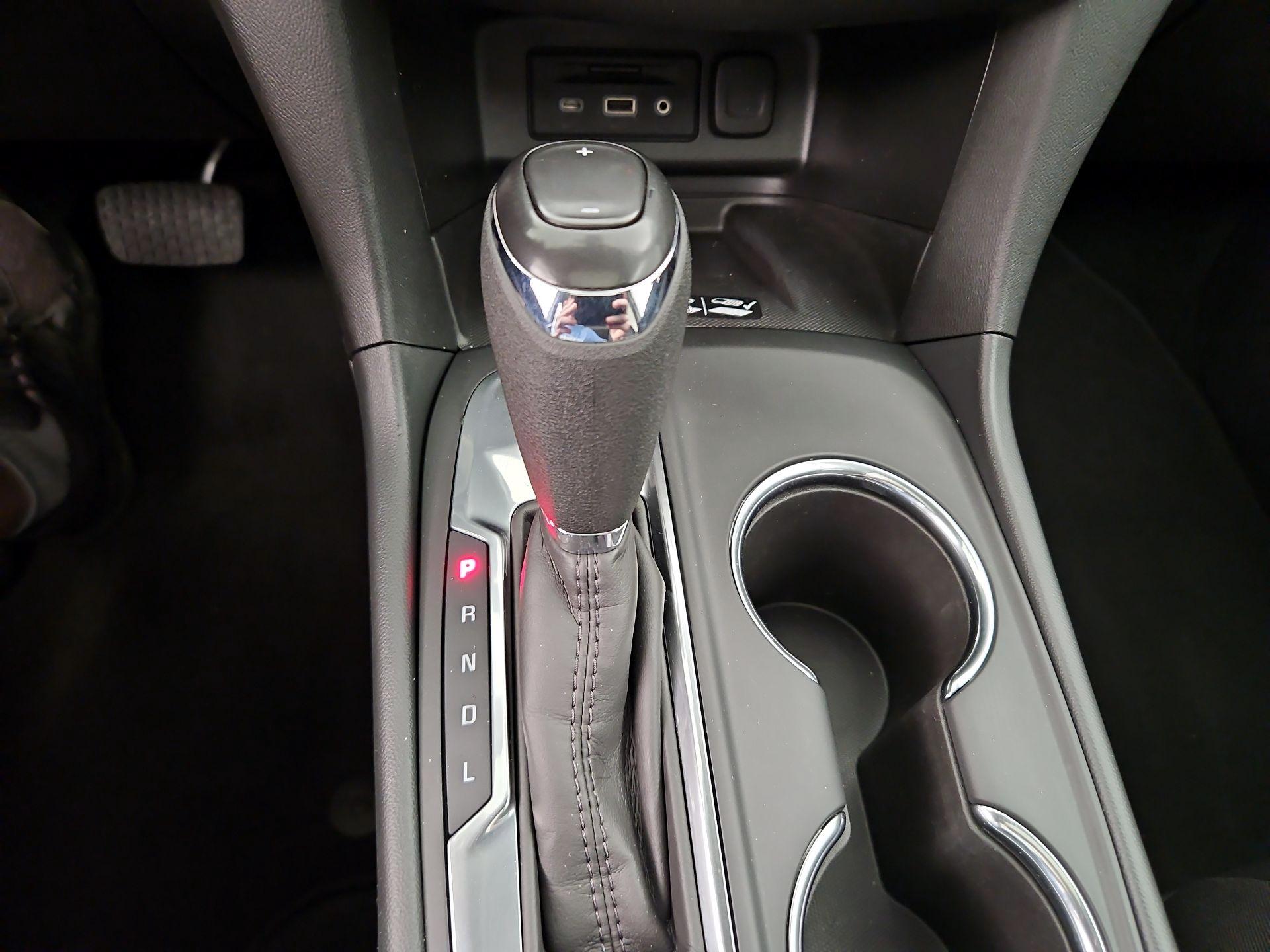 Thumbnail: 2020 Chevrolet Equinox - 17