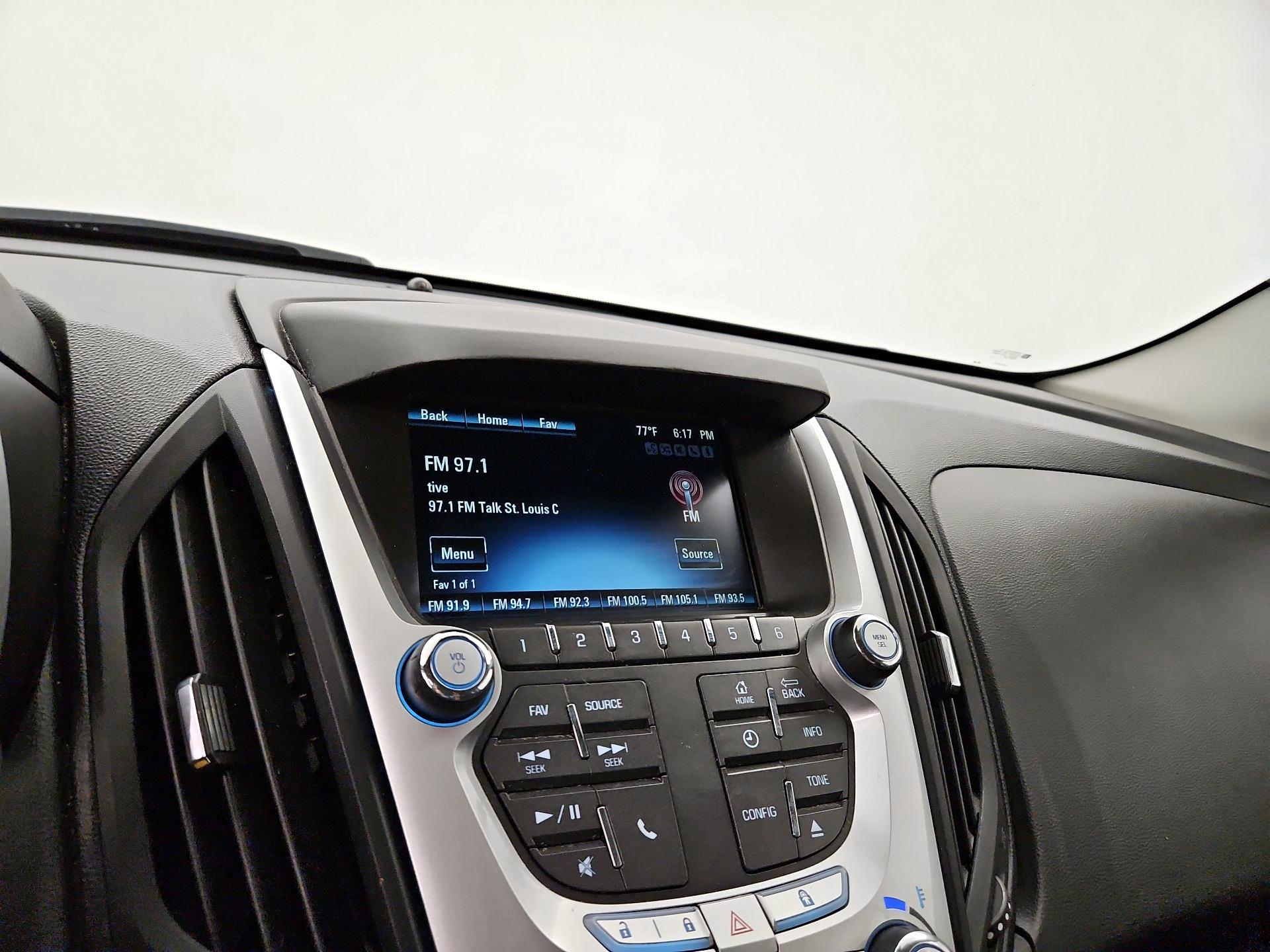 Thumbnail: 2015 Chevrolet Equinox - 14