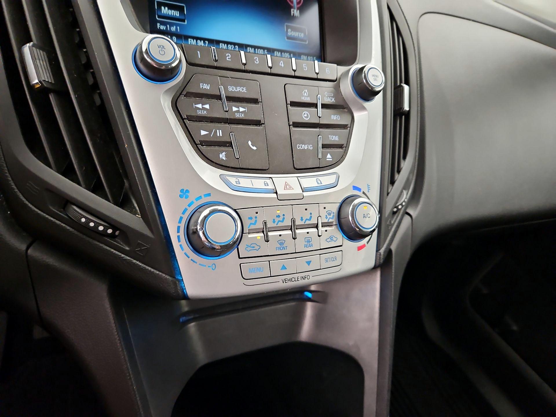 Thumbnail: 2015 Chevrolet Equinox - 15