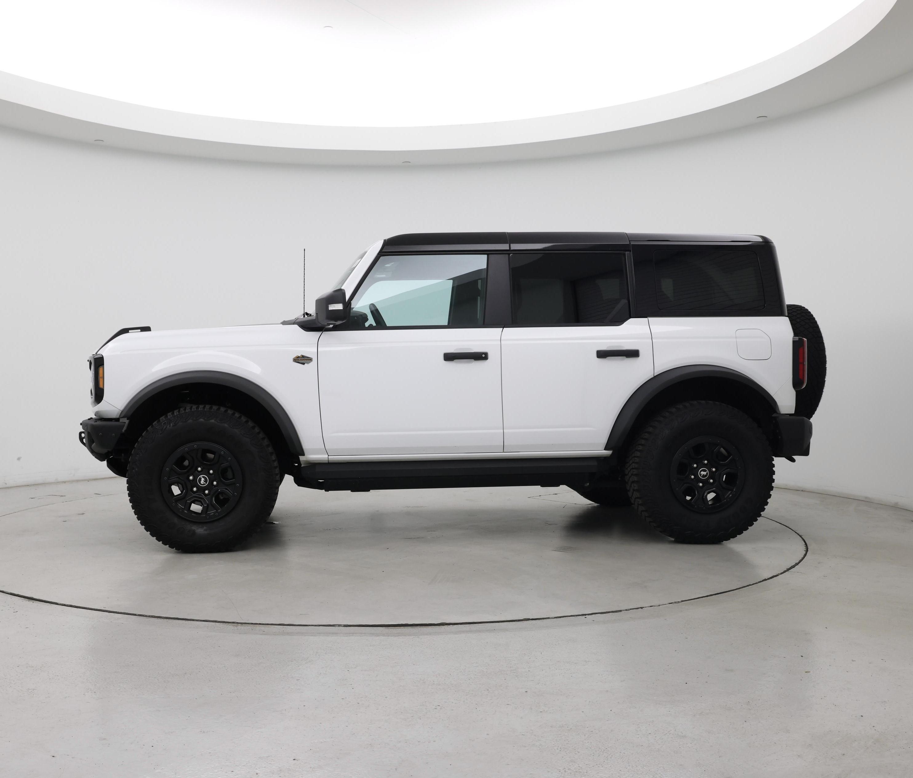Thumbnail: 2024 Ford Bronco - 3