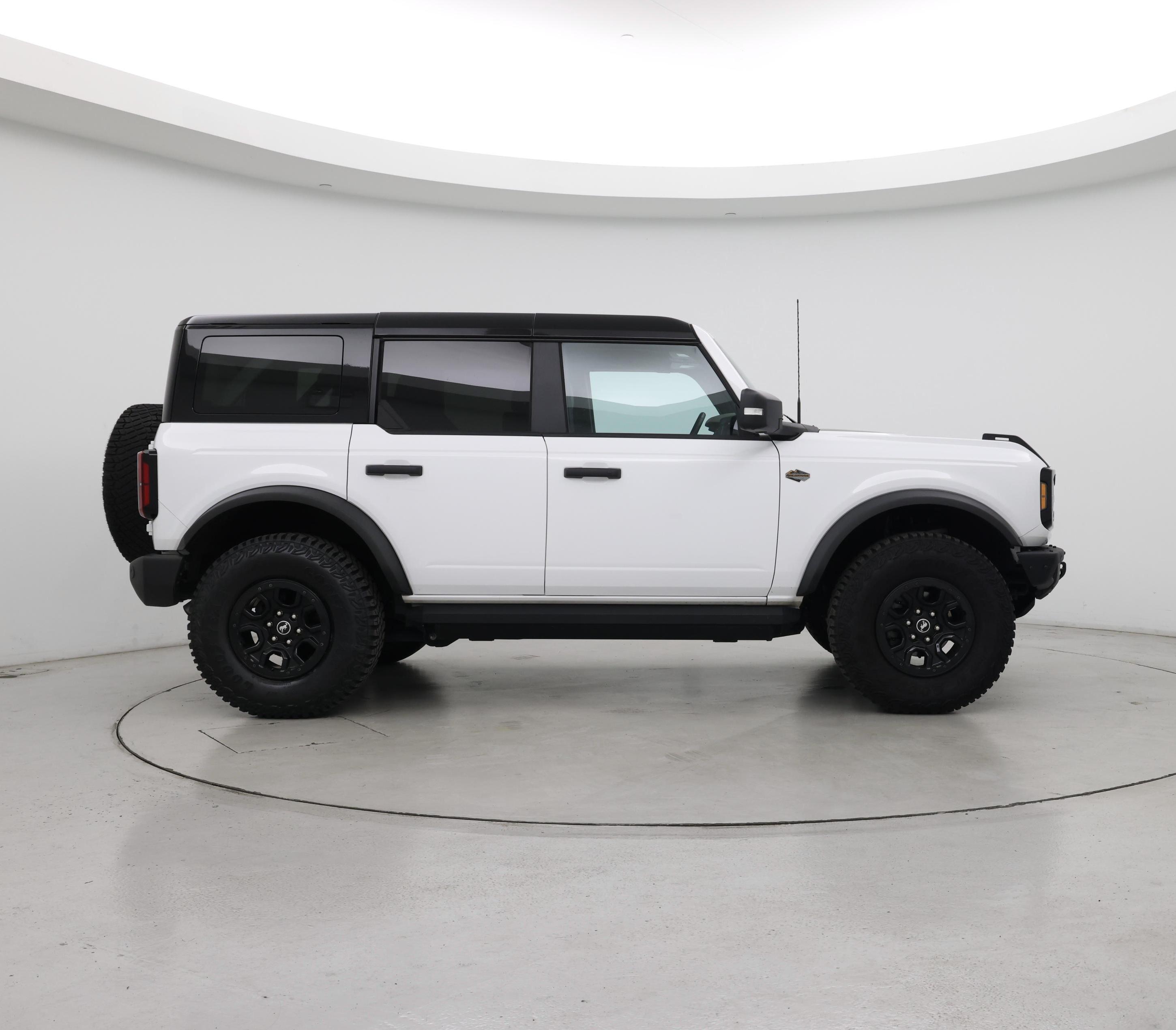 Thumbnail: 2024 Ford Bronco - 7